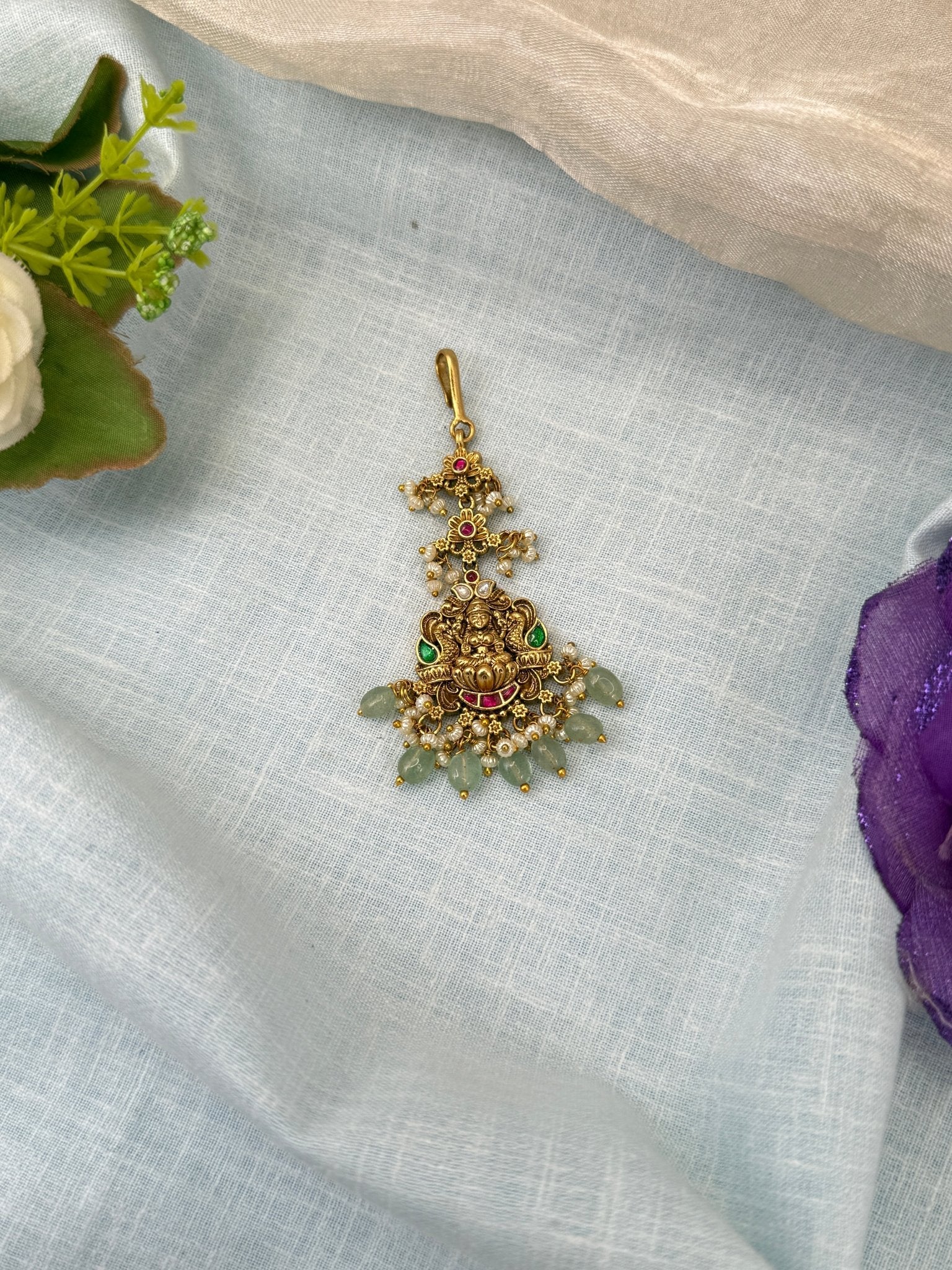 Luxurious Antique Maang Tikka 445 - Mahilas