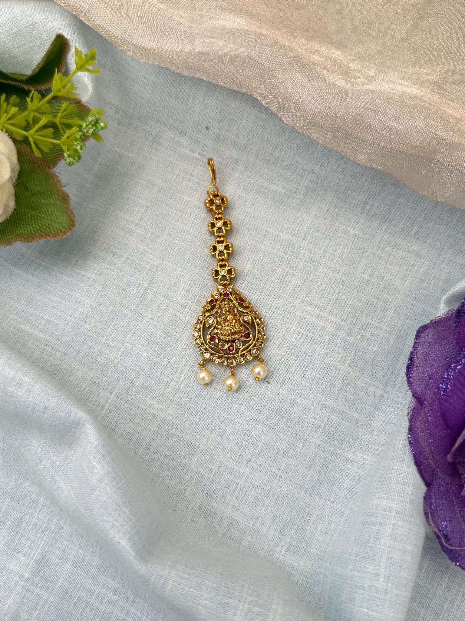 Luxurious Antique Maang Tikka 447 - Mahilas