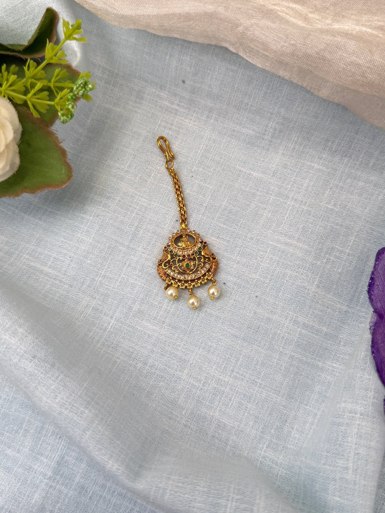 Luxurious Antique Maang Tikka 451 - Mahilas