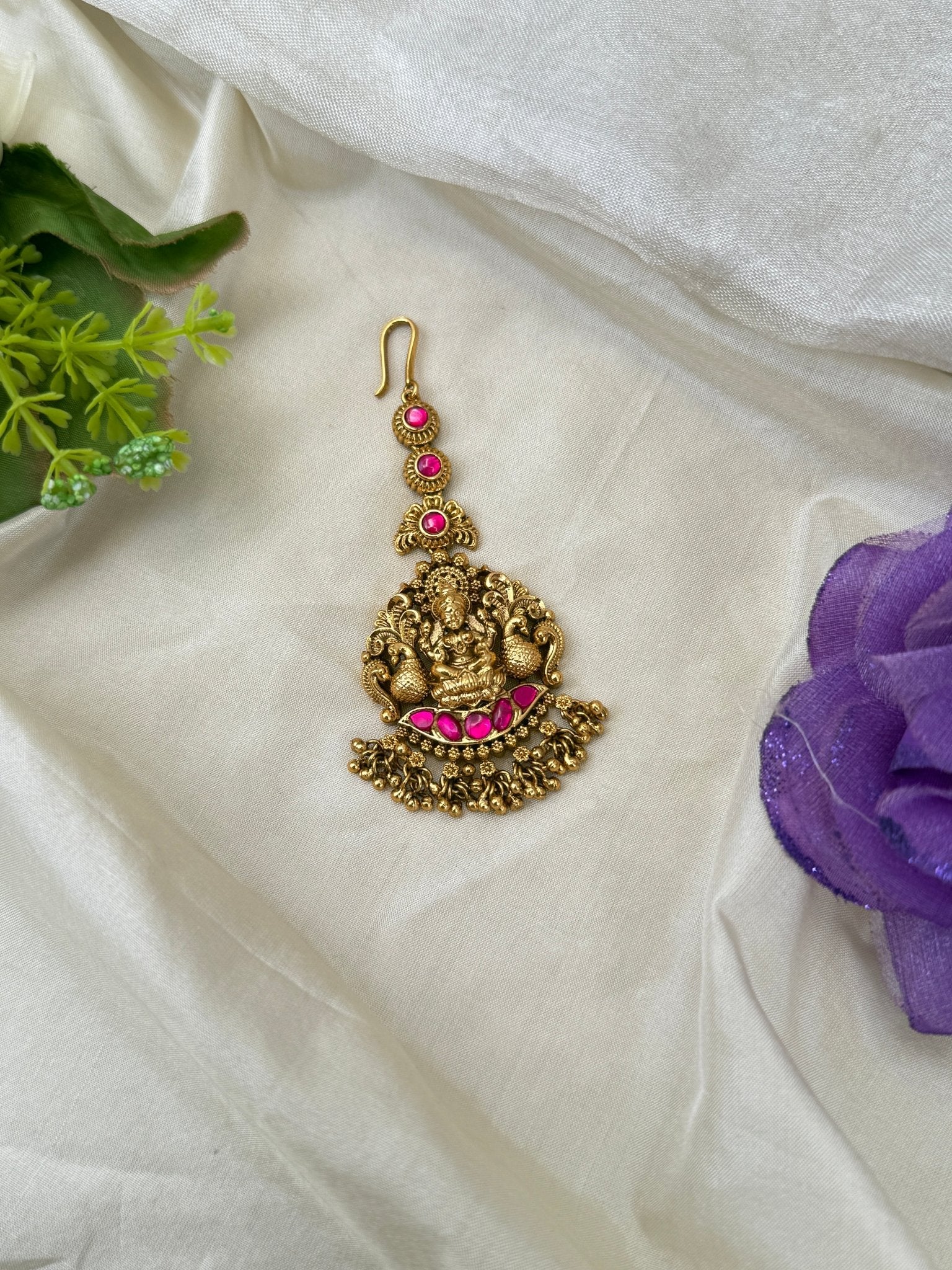 Luxurious Antique Maang Tikka 462 - Mahilas