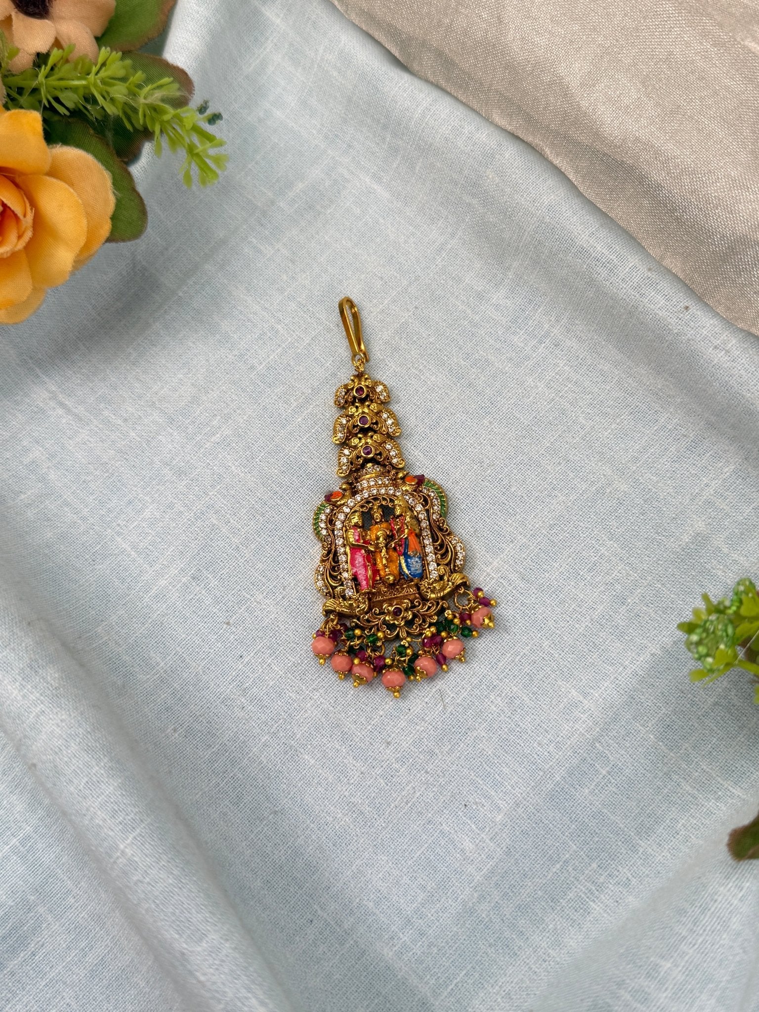 Luxurious Antique Maang Tikka 486 - Mahilas