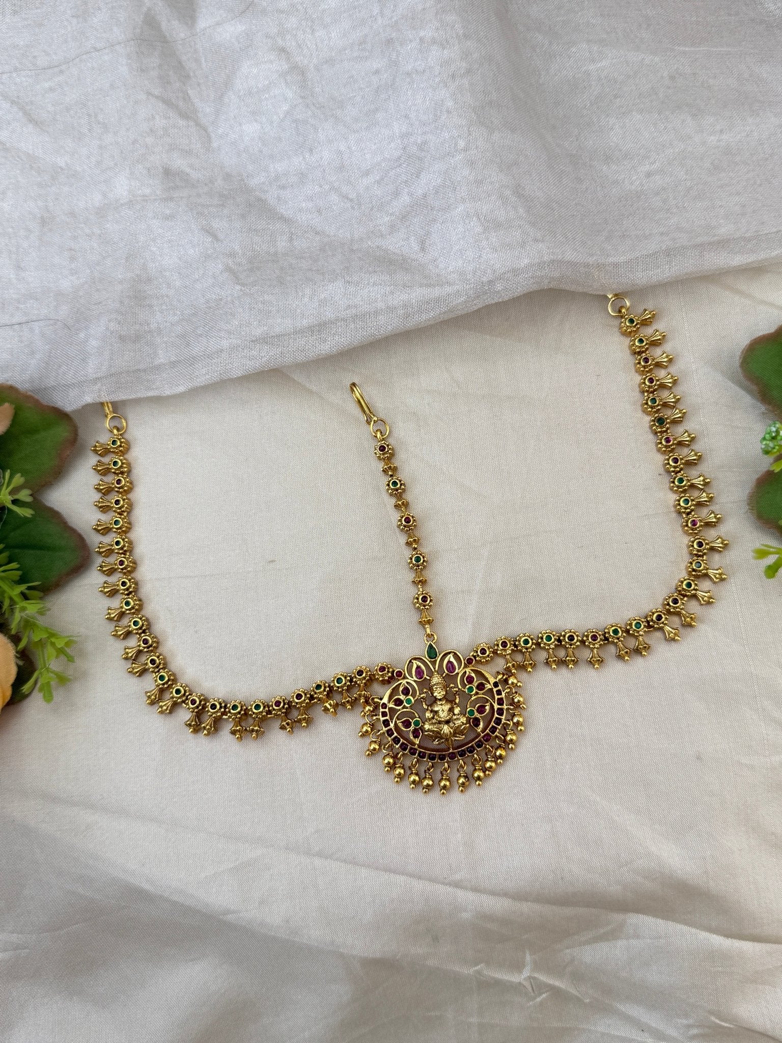 Luxurious Antique Maang Tikka Mathapatti 530 - Mahilas