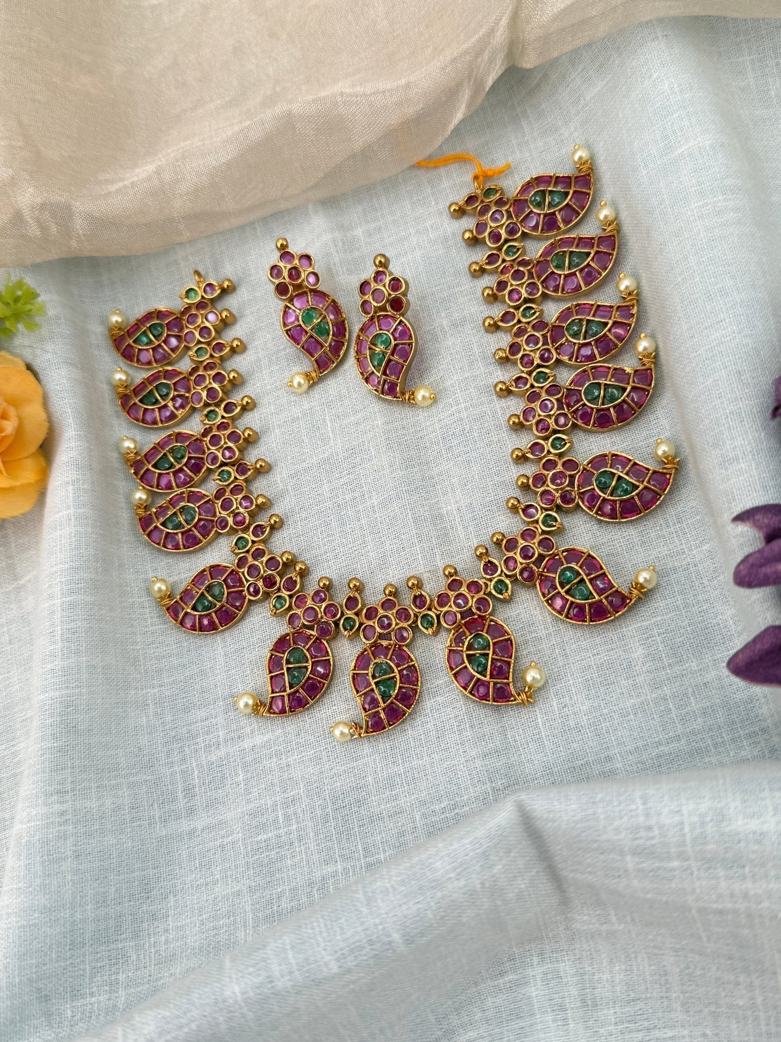 Luxurious Antique Mango Short Necklace Set 0906 - Mahilas