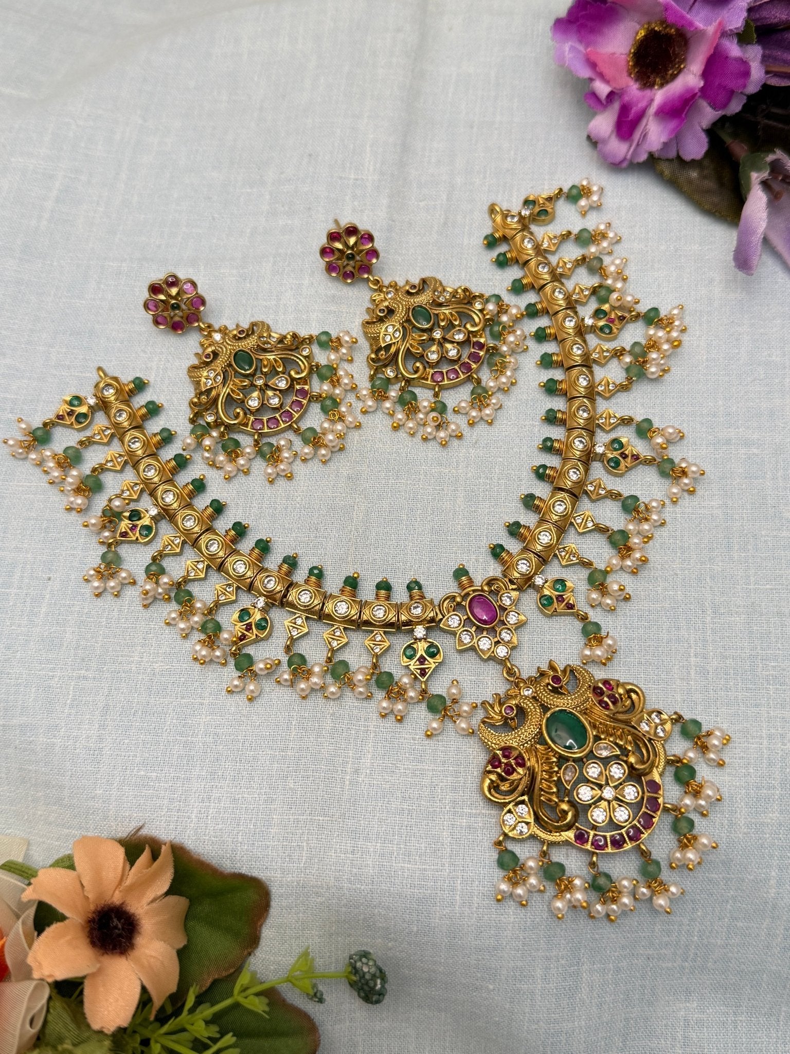 Luxurious Antique Necklace set 562 - Mahilas