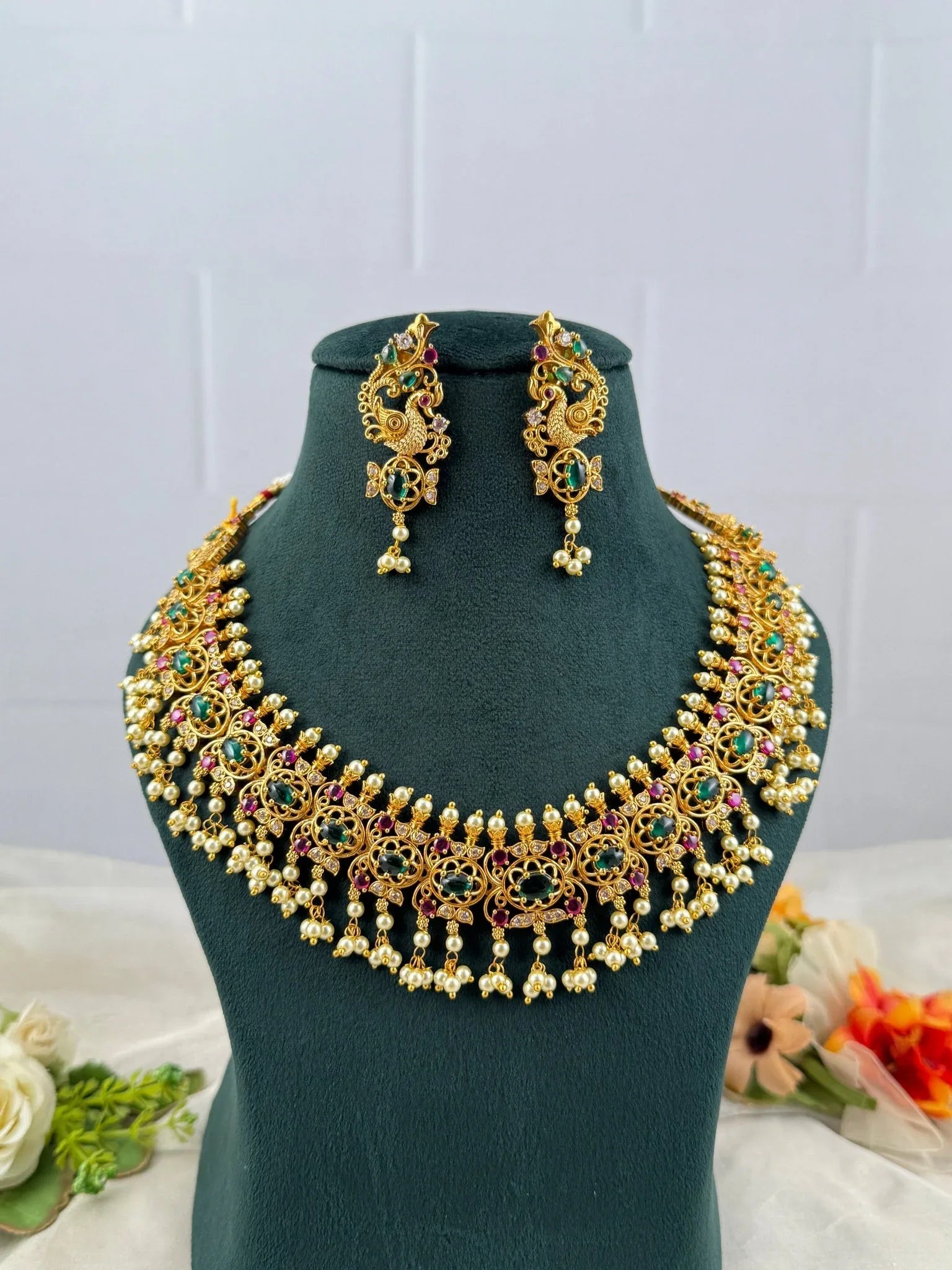 Luxurious Antique Necklace Set 594 - Mahilas
