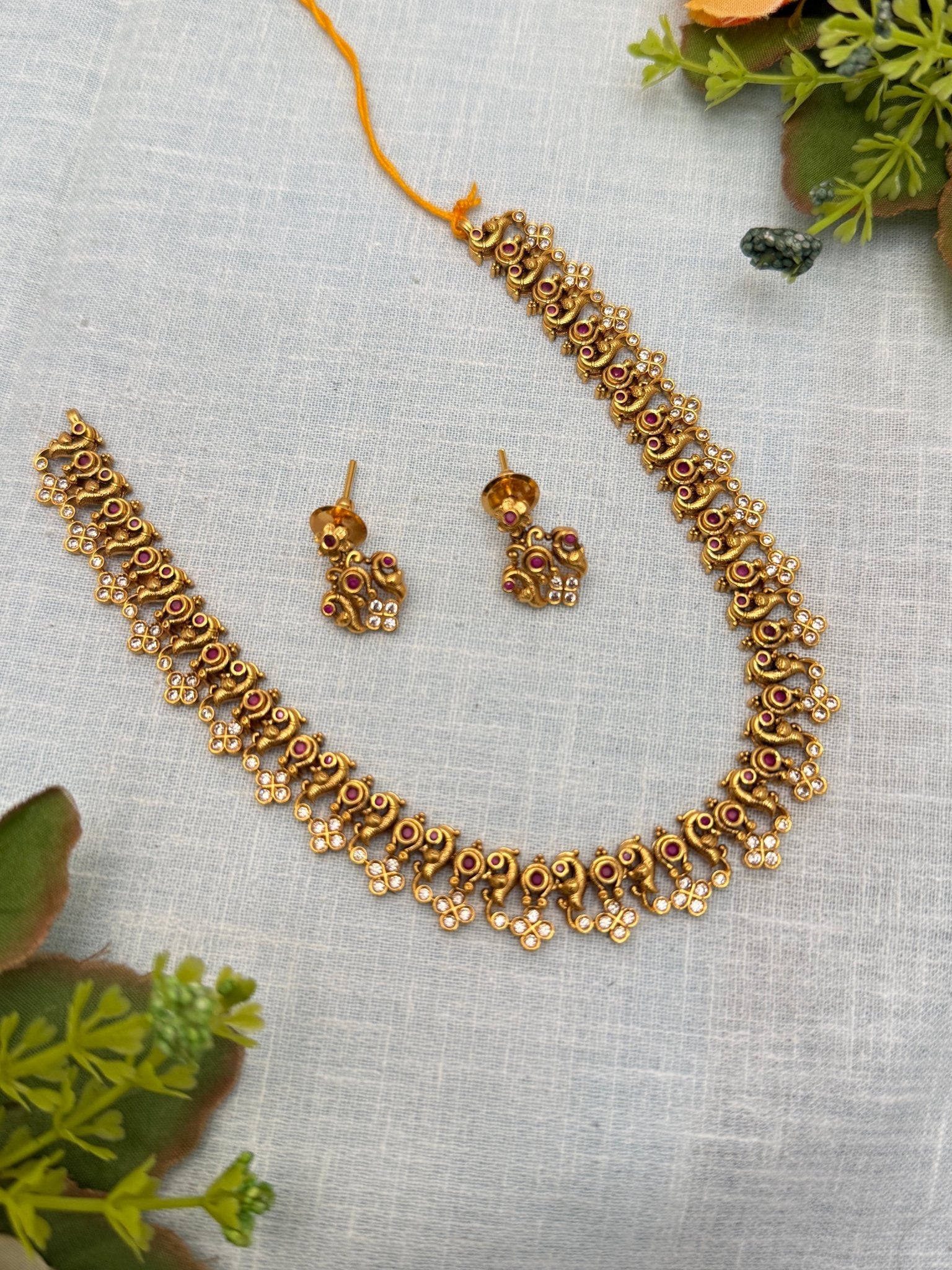 Luxurious Antique Necklace Set 697 - Mahilas