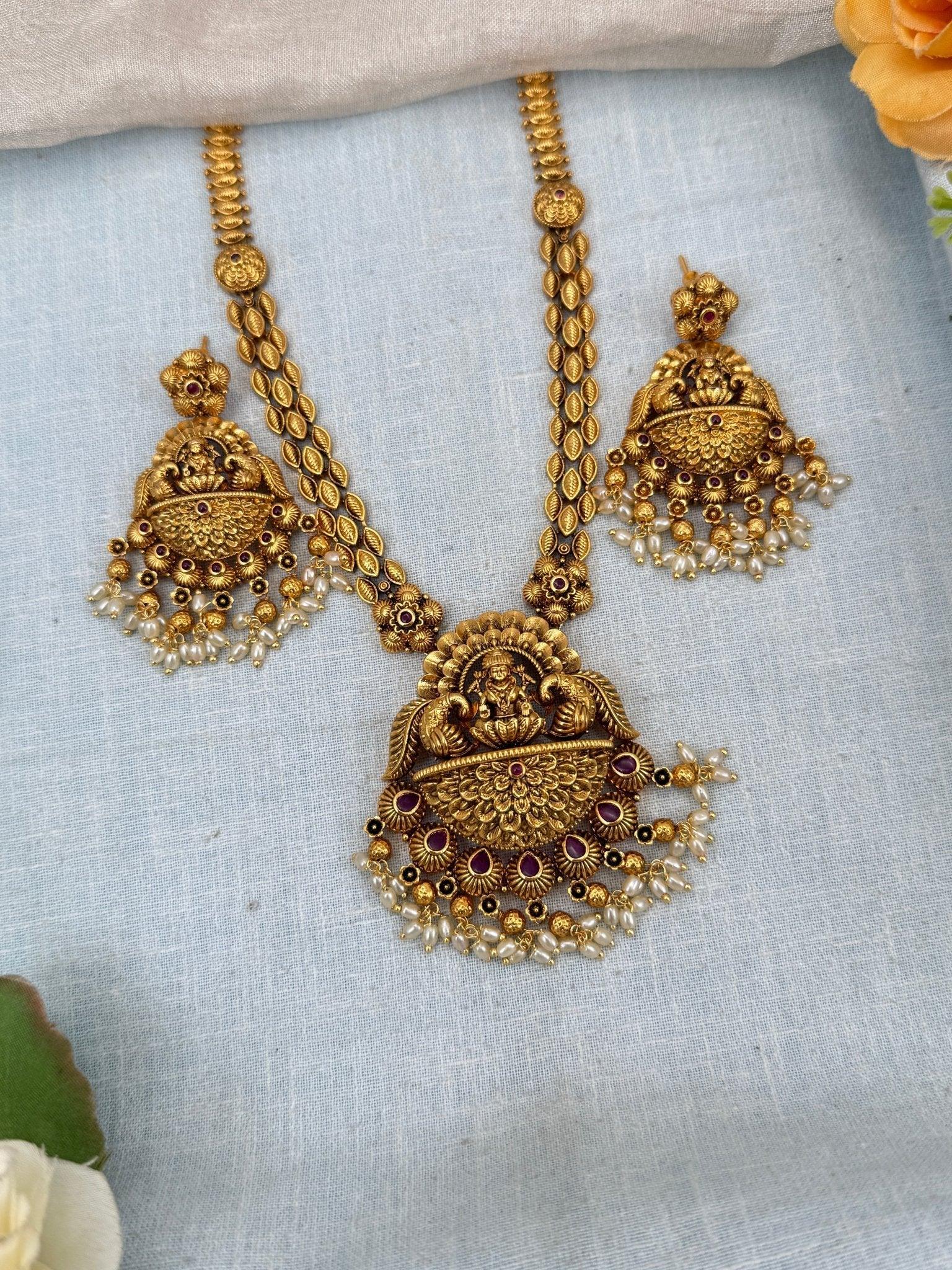 Luxurious Antique Peacock Short Necklace Set 0117 - Mahilas