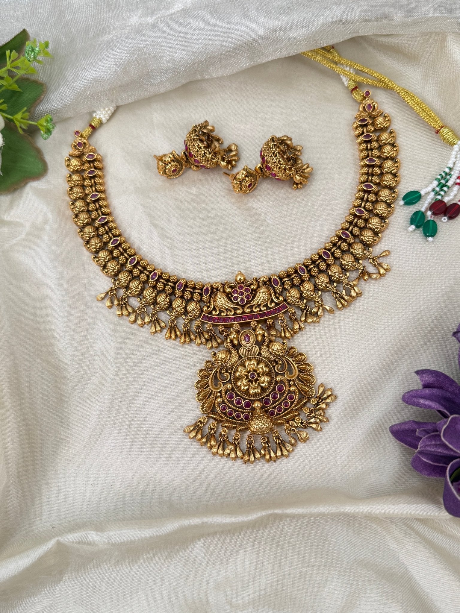 Luxurious Antique Peacock Short Necklace Set 0364 - Mahilas