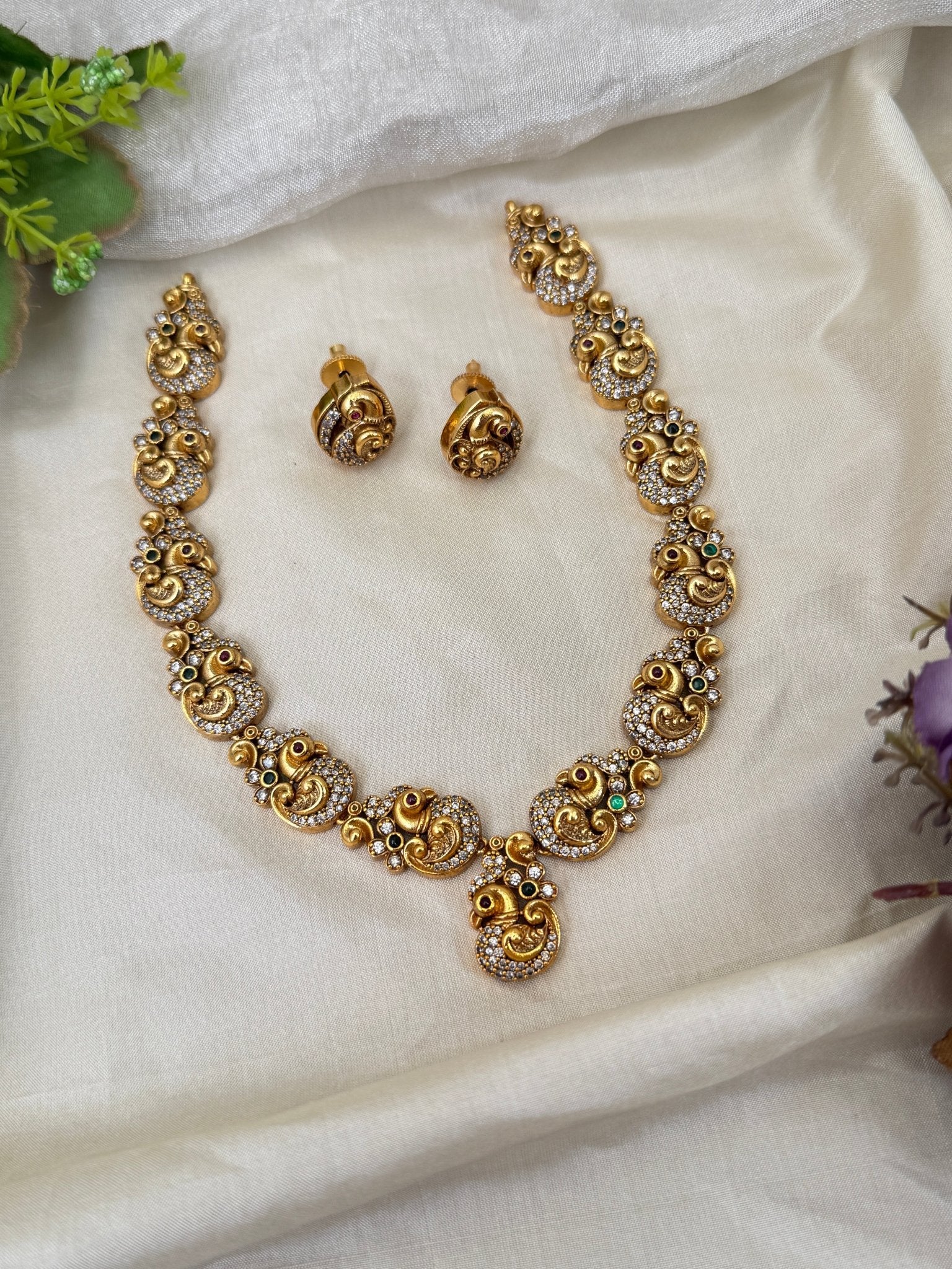 Luxurious Antique Peacock Short Necklace Set 0406 - Mahilas