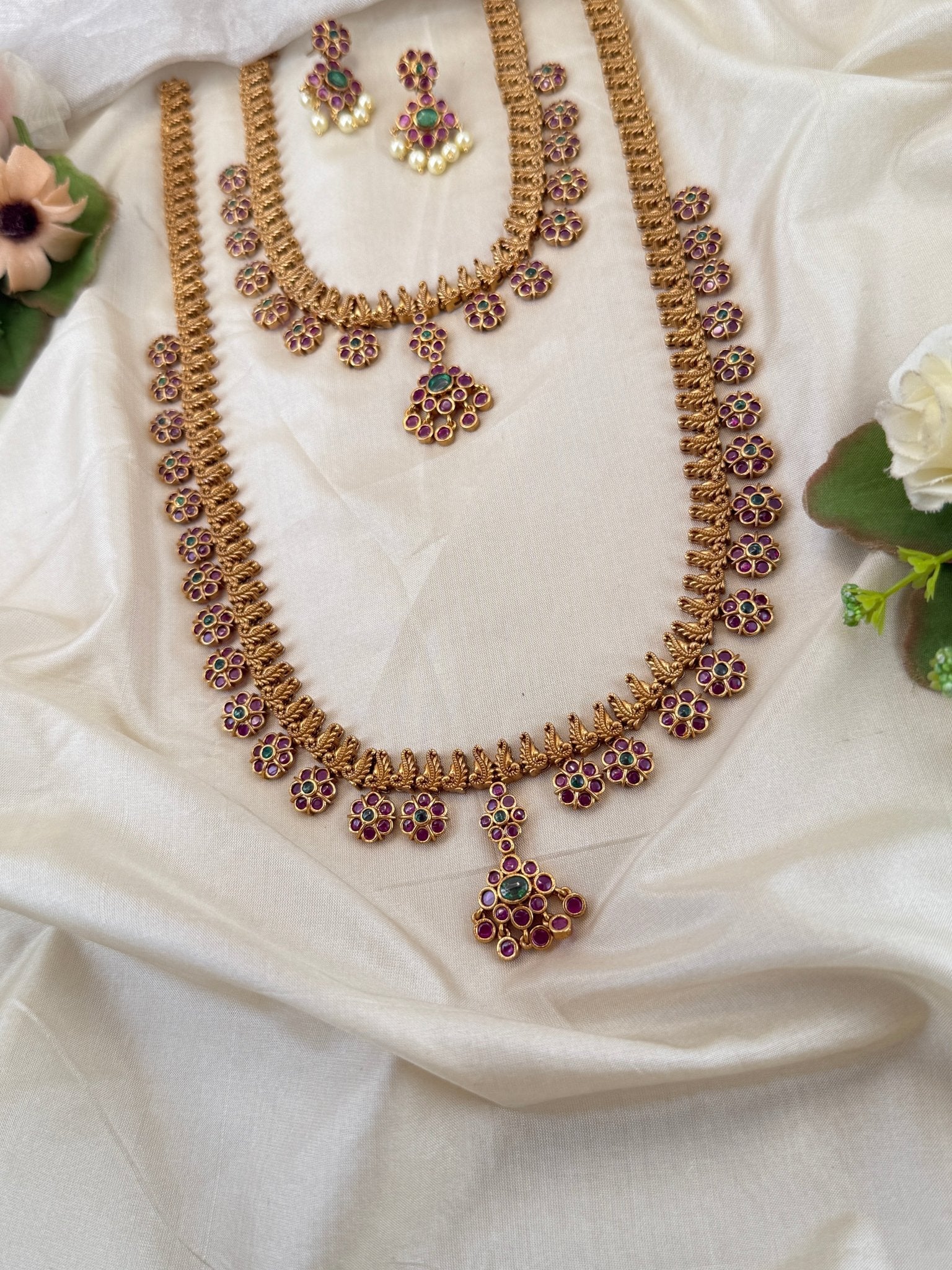 Luxurious Antique Pendant Semi Bridal Necklace Set 0876 - Mahilas