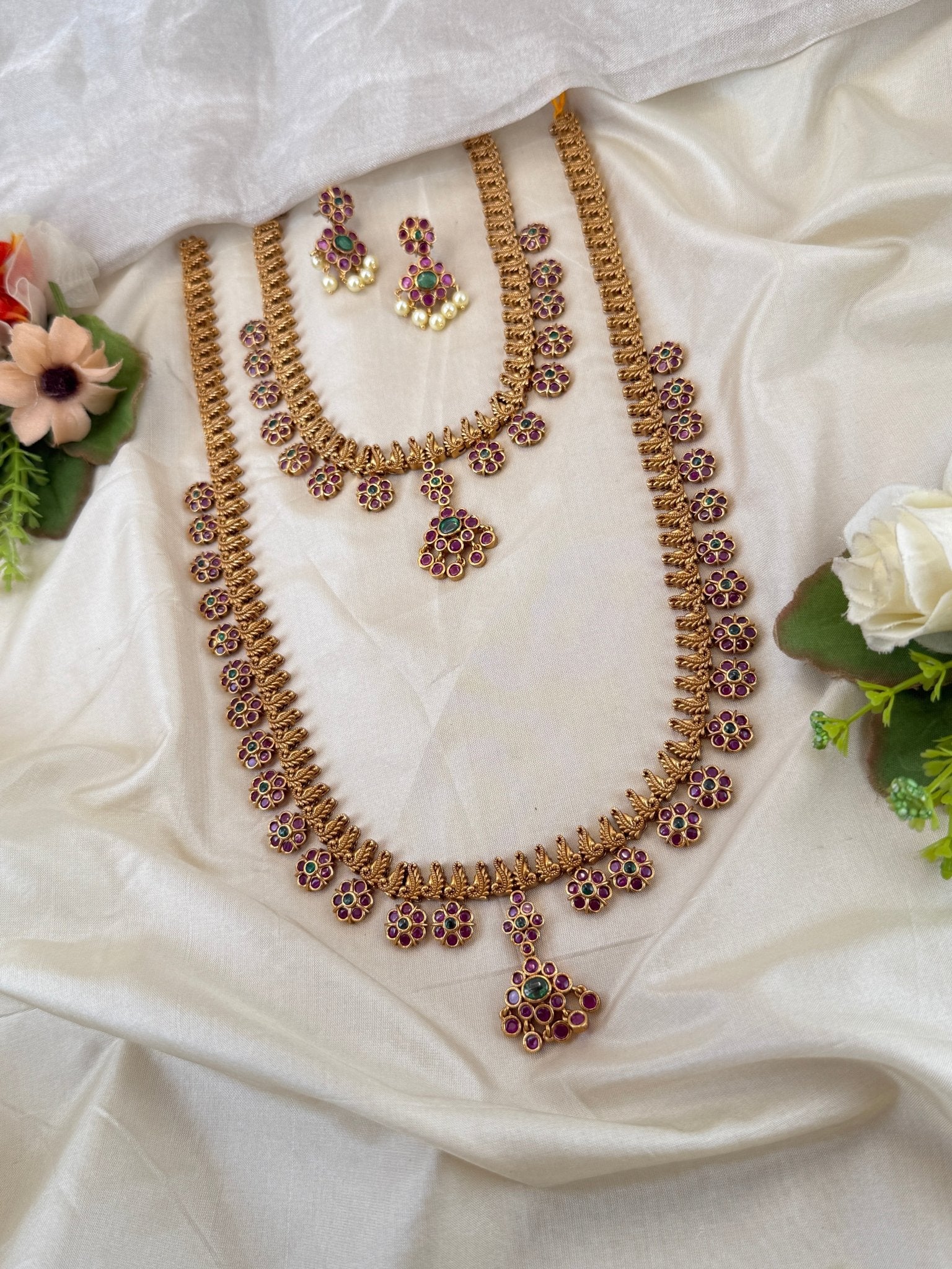 Luxurious Antique Pendant Semi Bridal Necklace Set 0876 - Mahilas