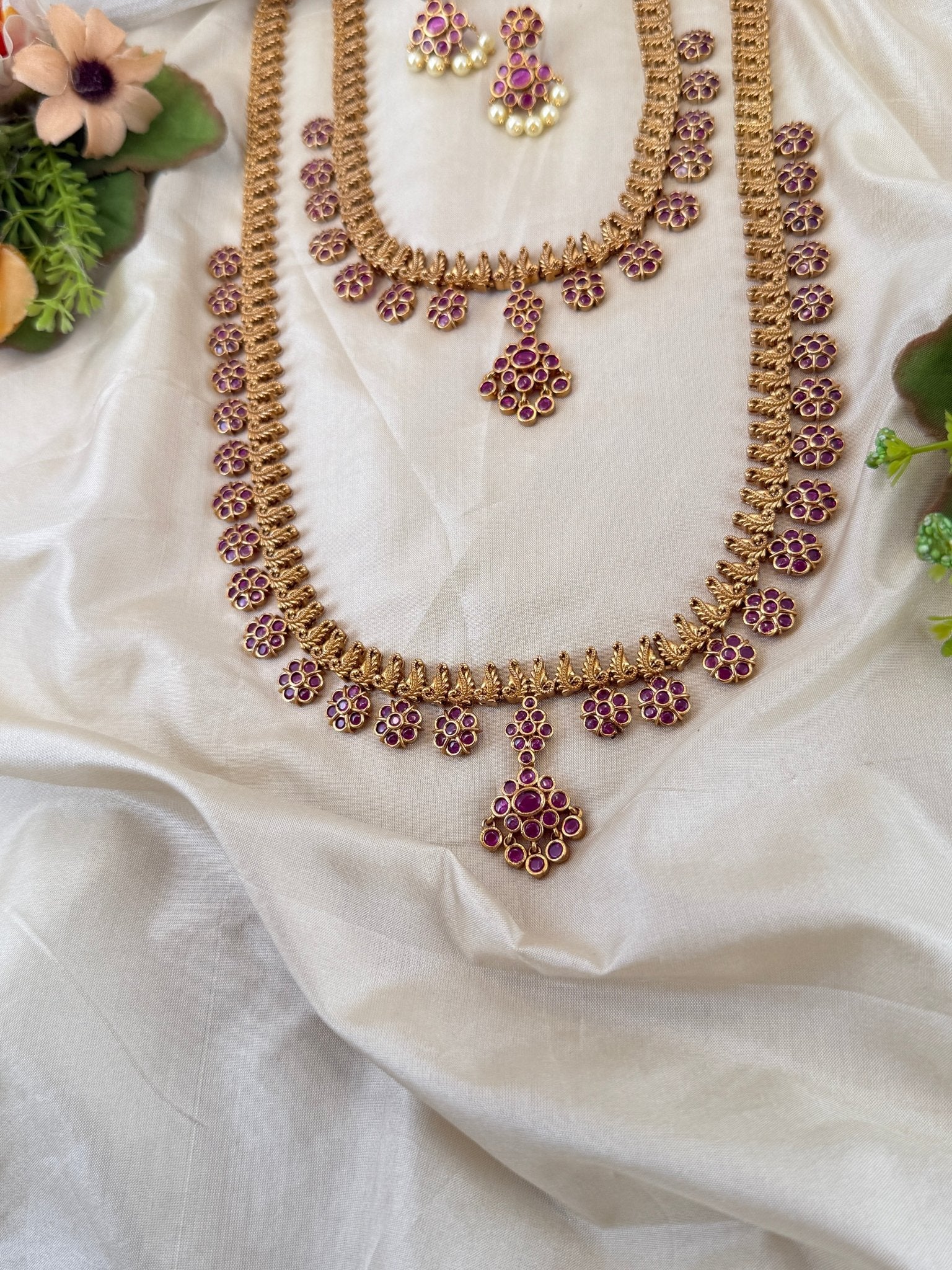 Luxurious Antique Pendant Semi Bridal Necklace Set 0877 - Mahilas