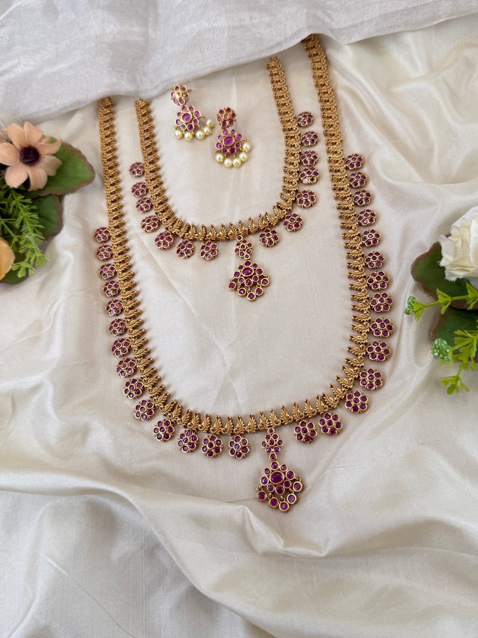 Luxurious Antique Pendant Semi Bridal Necklace Set 0877 - Mahilas