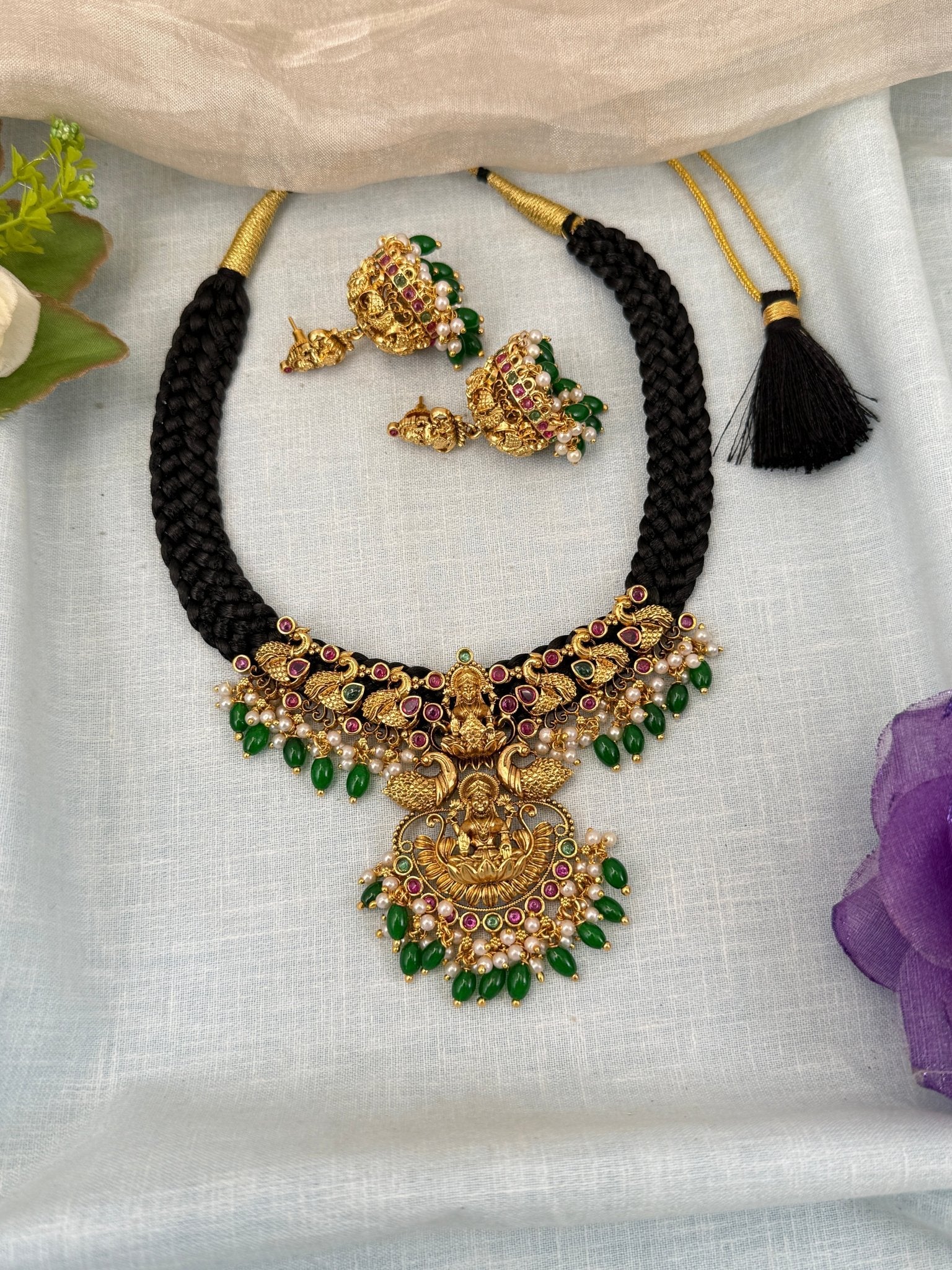 Luxurious Antique Rope Short Necklace Set 0589 - Mahilas