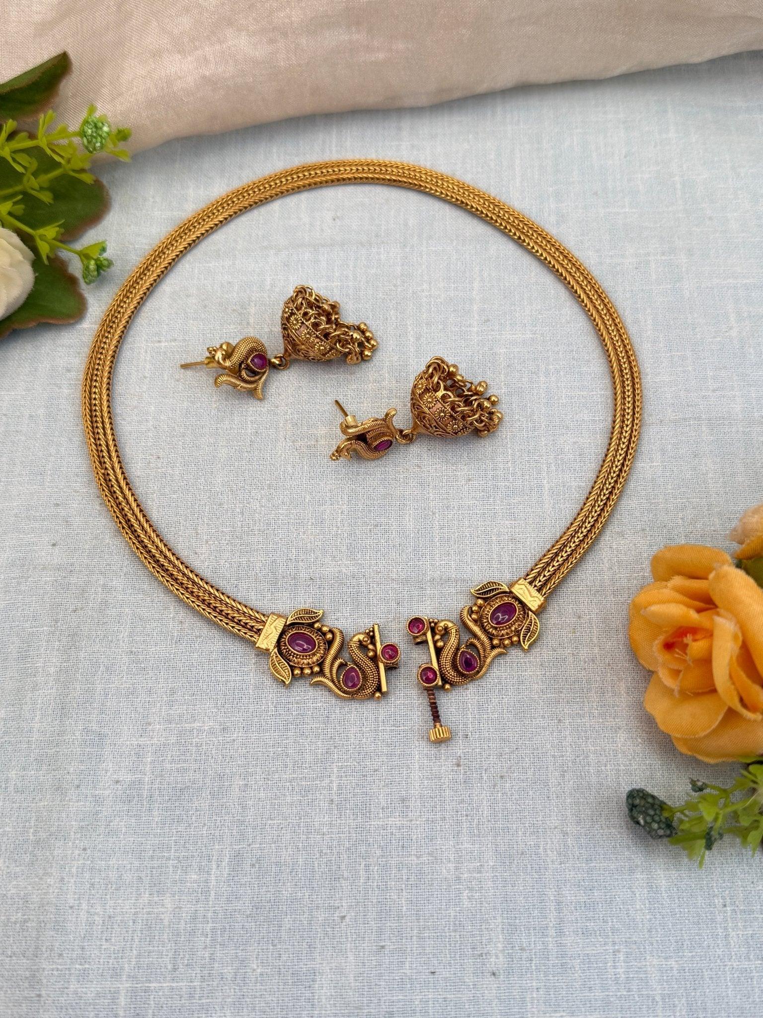 Luxurious Antique Screw Type Necklace Set 910 - Mahilas
