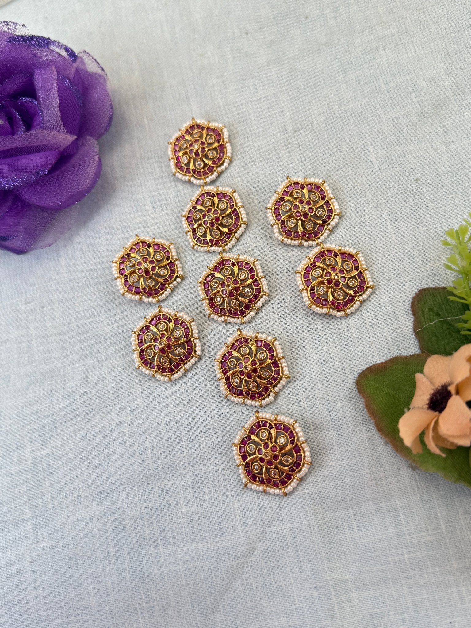 Luxurious Antique Set of 9 Jadebille 3061 - Mahilas