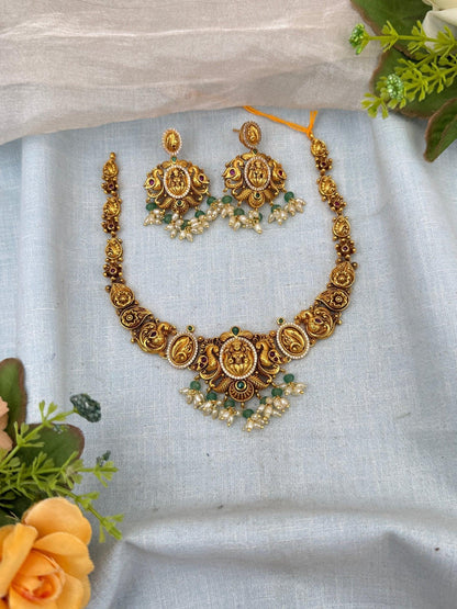 Luxurious Antique Short Lakshmi Necklace Set 0159 - Mahilas