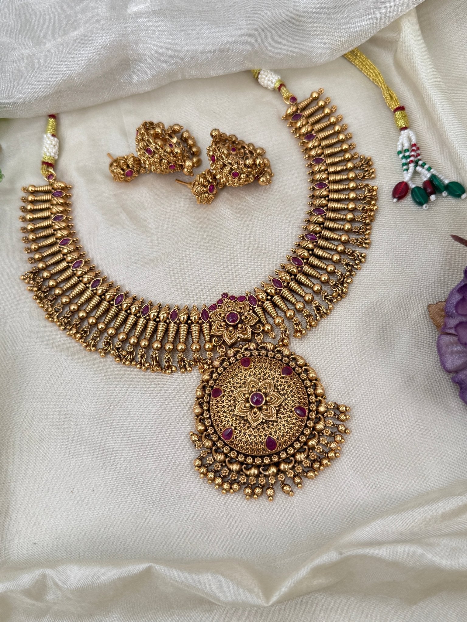 Luxurious Antique Short Necklace Set 0360 - Mahilas