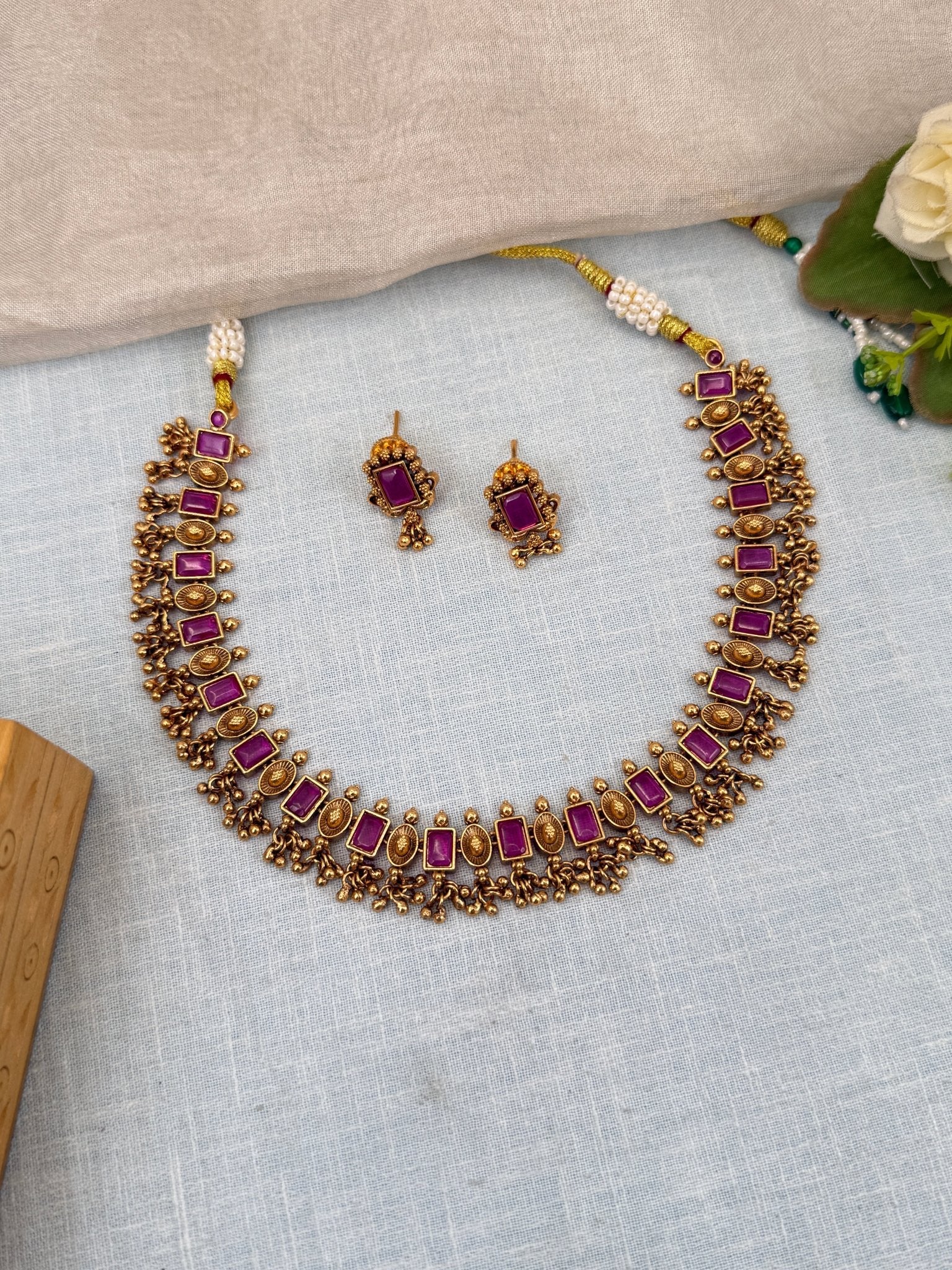 Luxurious Antique Short Necklace Set 0553 - Mahilas