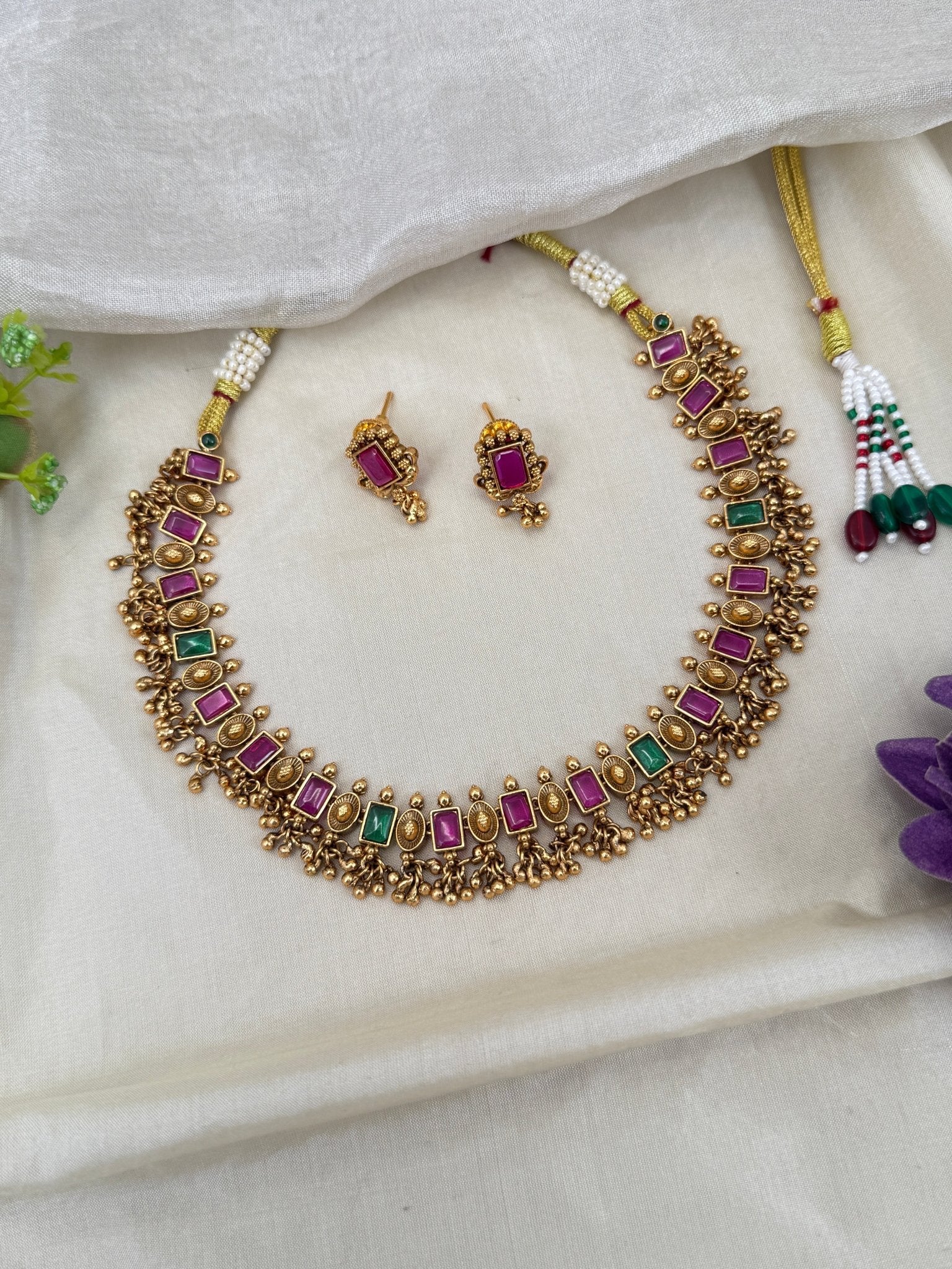 Luxurious Antique Short Necklace Set 0567 - Mahilas