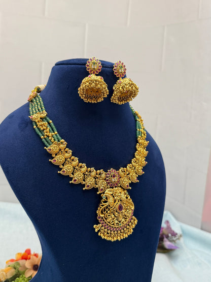 Luxurious Antique Short Necklace Set 585 - Mahilas