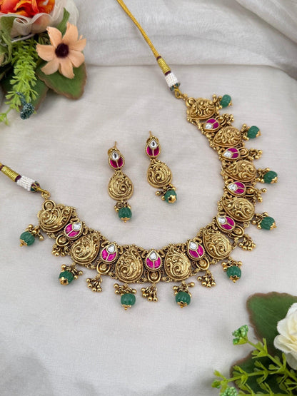 Luxurious Antique Short Necklace Set 611 - Mahilas