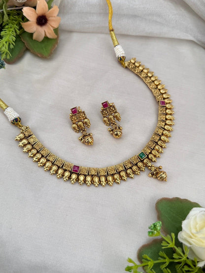 Luxurious Antique Short Necklace Set 615 - Mahilas