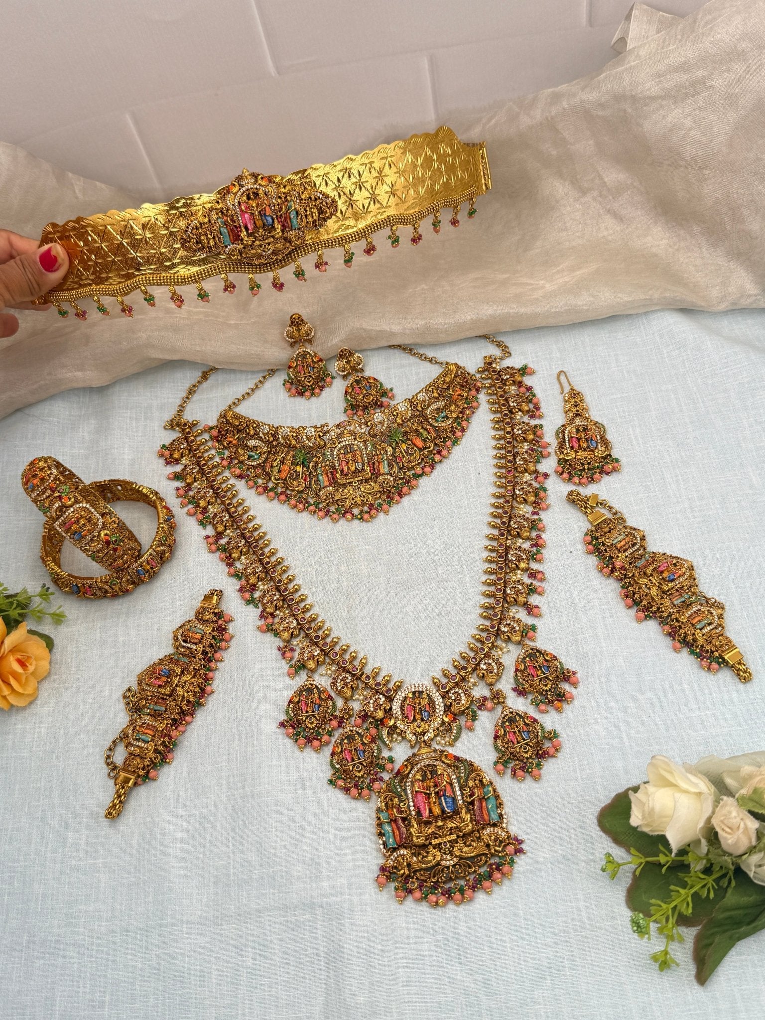 Luxurious Antique Srinivasa Hand Painted Bridal Necklace Set 0423 - Mahilas