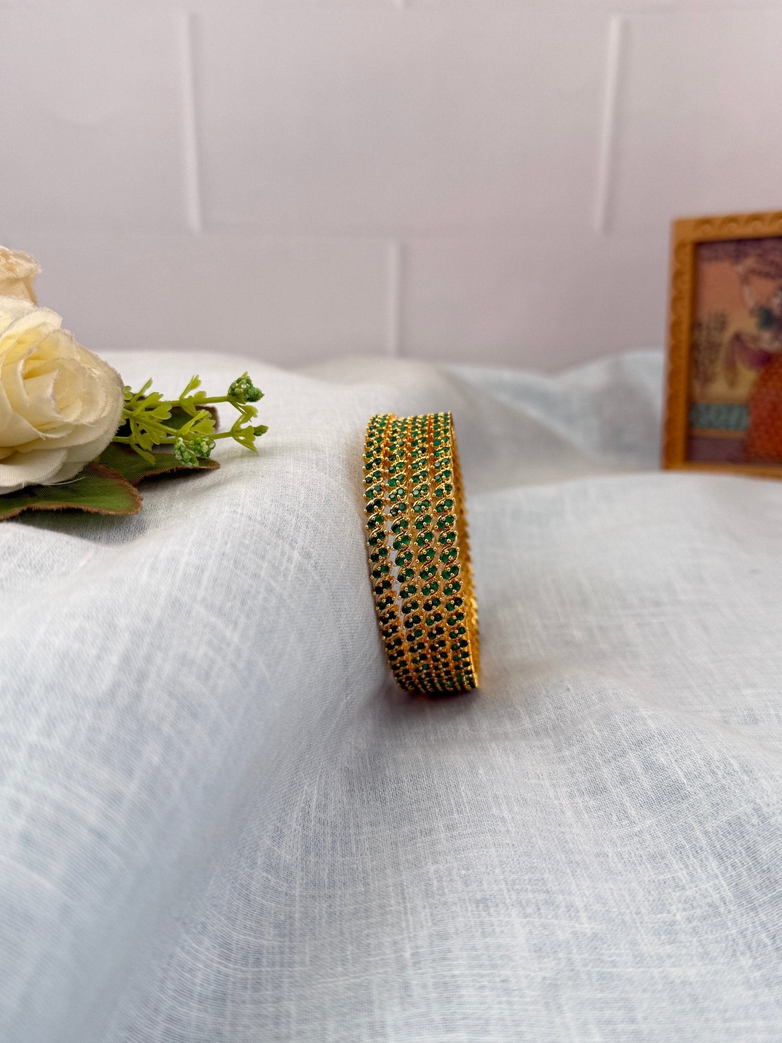 Luxurious Antique Stone Bangles 7094 - Mahilas