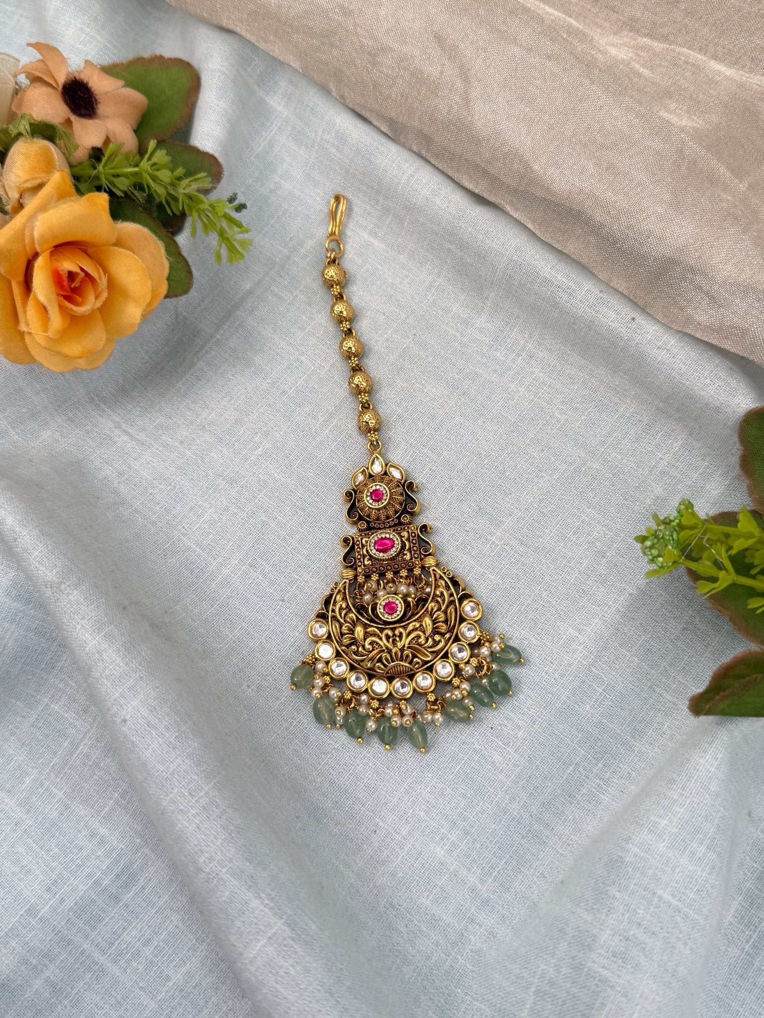 Luxurious Antique Stone Maang Tikka 481 - Mahilas