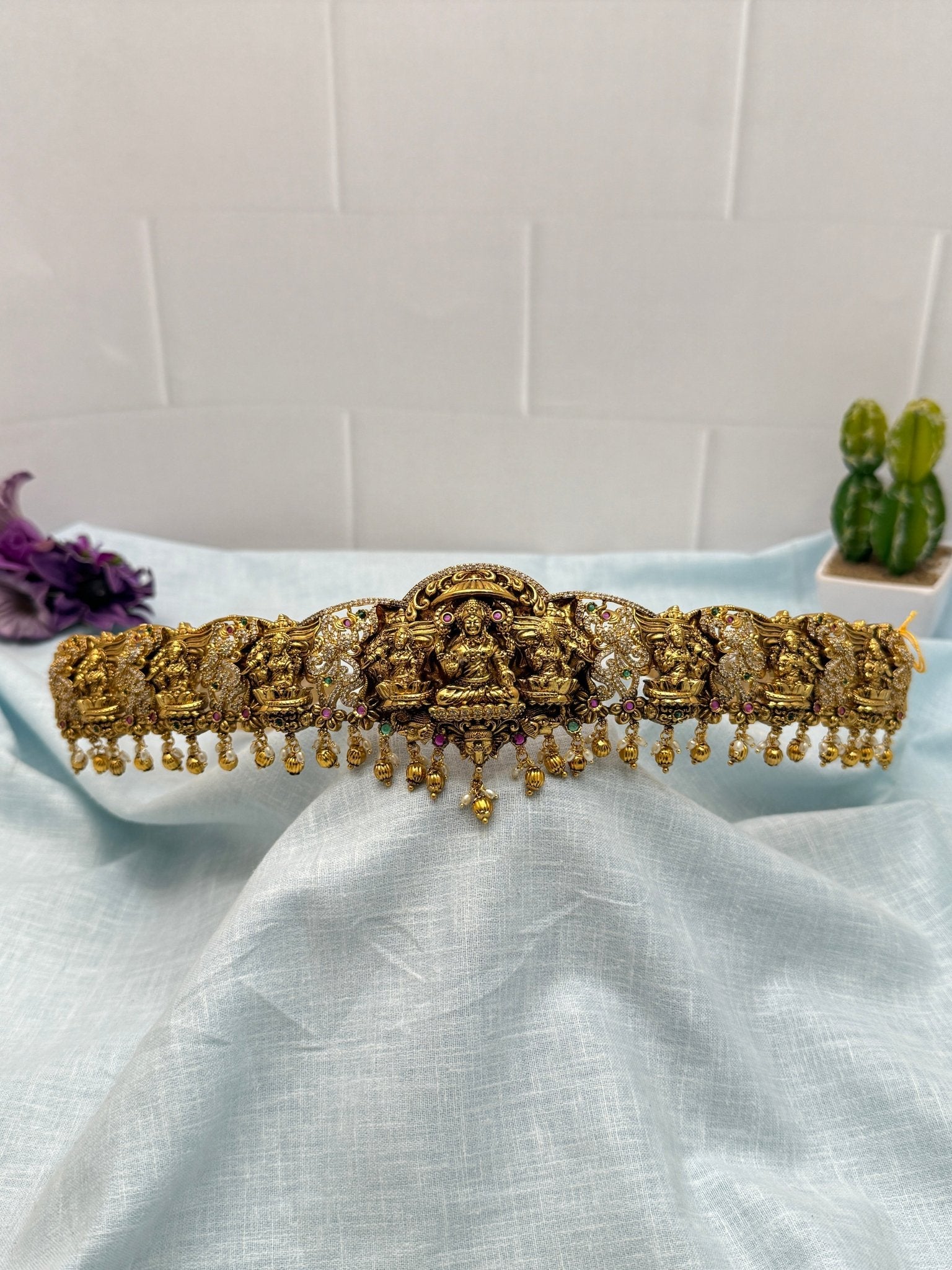 Luxurious Antique Vaddanam Kamarbandh 7006 - Mahilas