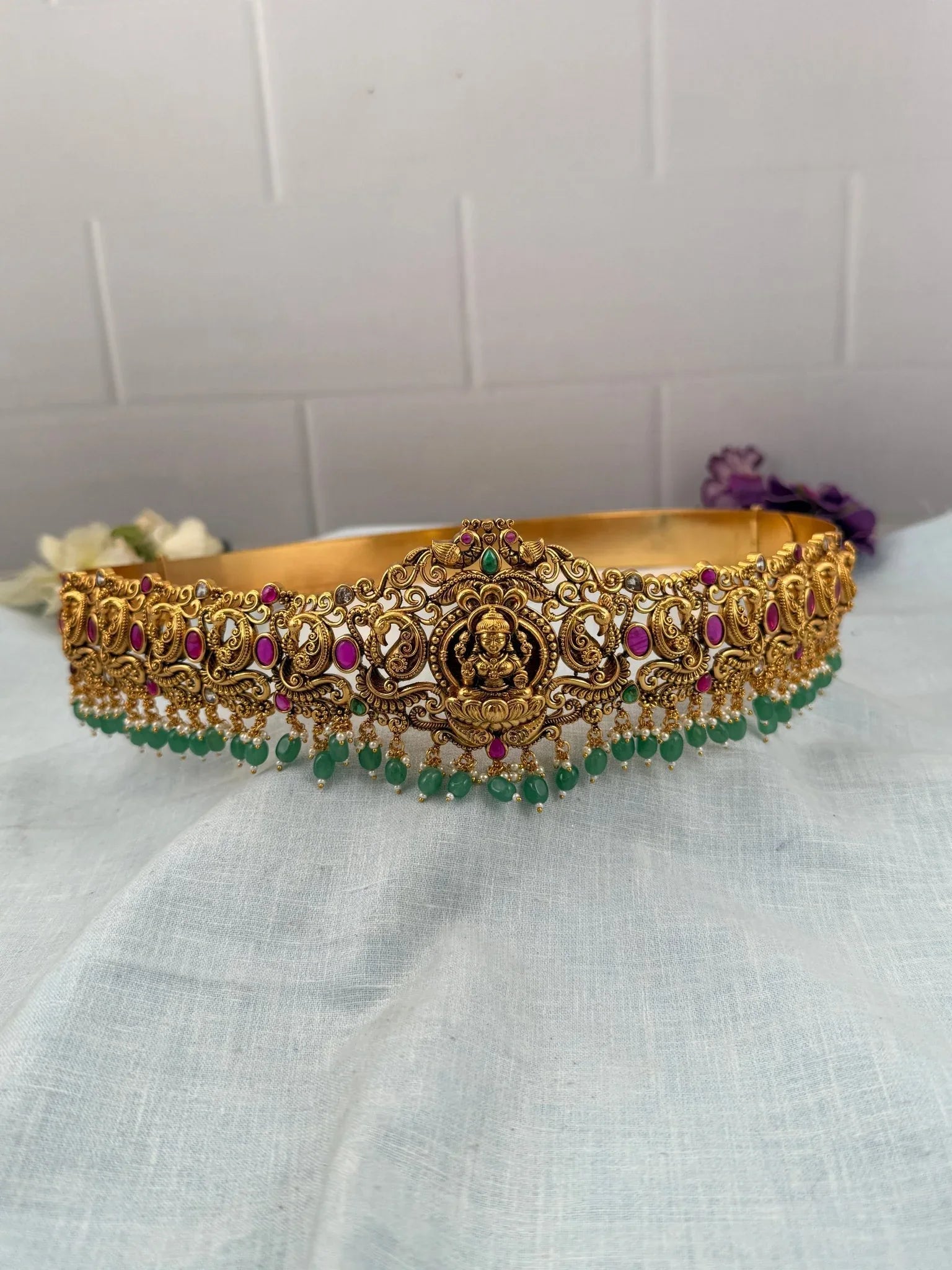 Luxurious Antique Vaddanam Kamarbandh 7064 - Mahilas