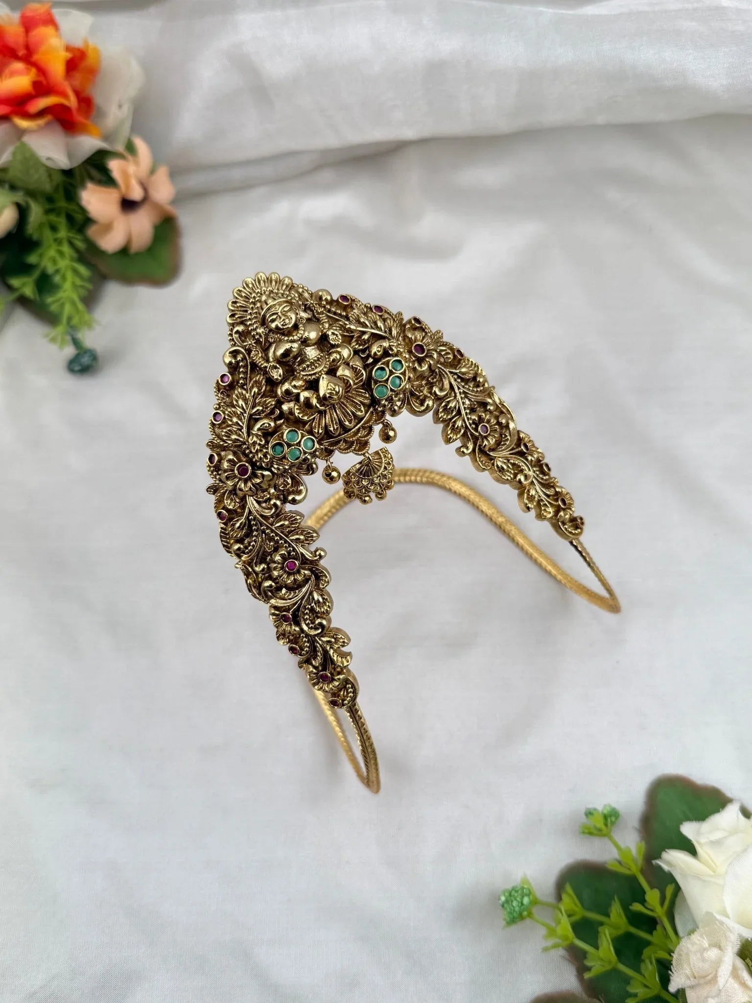 Luxurious Antique Vanki Bajubandh 4105 - Mahilas