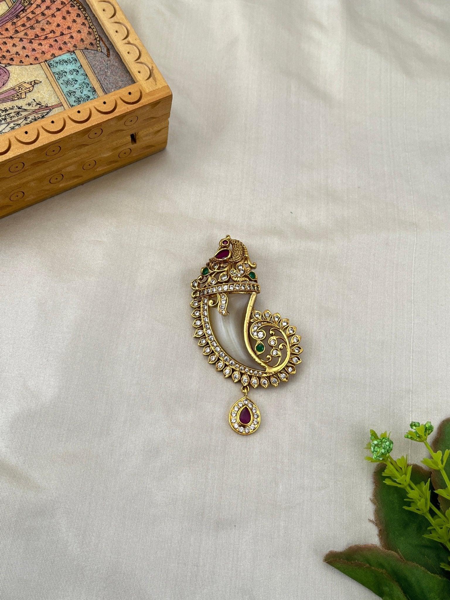 Luxurious Antique Victorian Pendant 153 - Mahilas