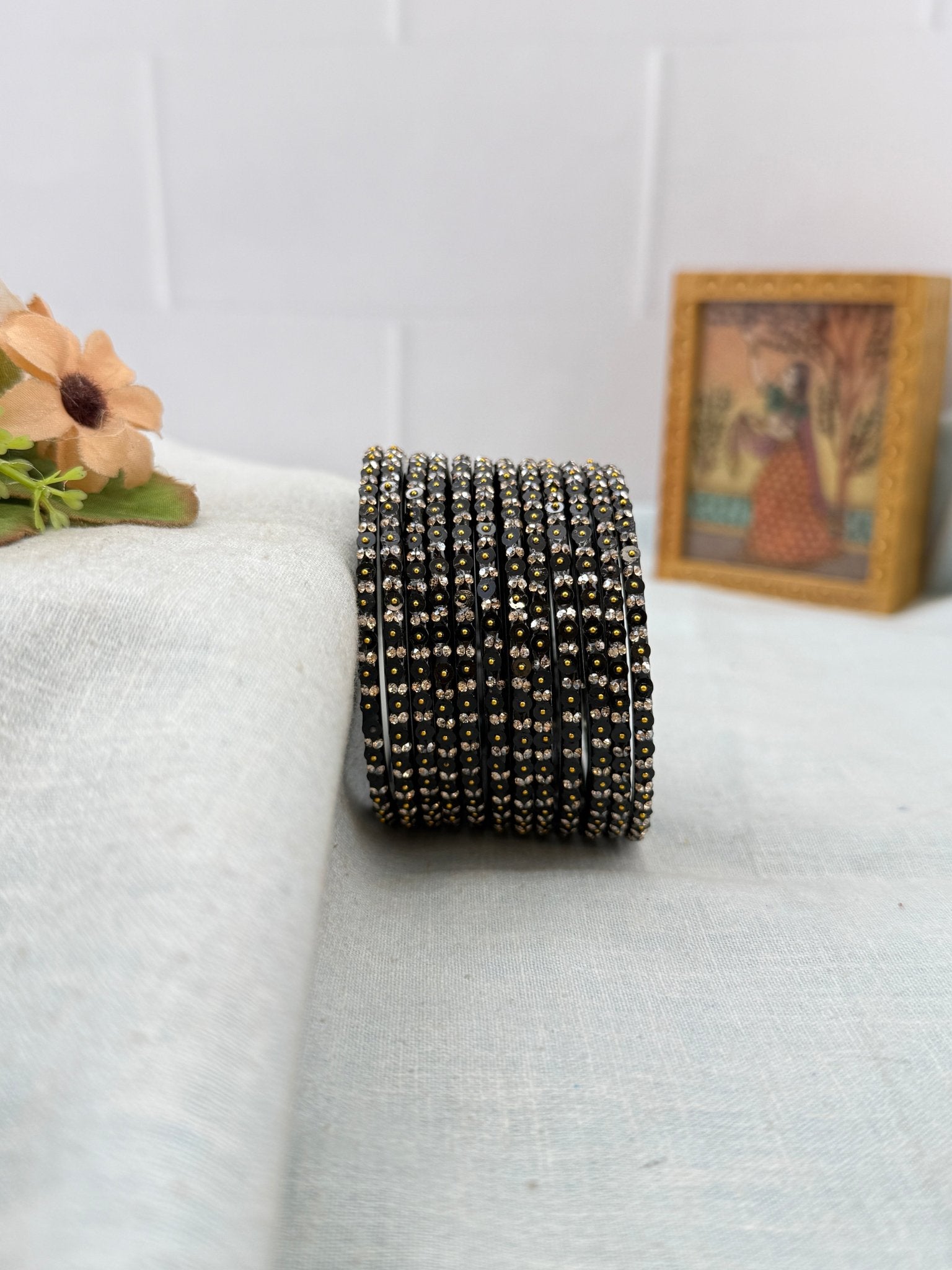Luxurious Coin Design Glass Bangles 3475 - Make your own box - Mahilas