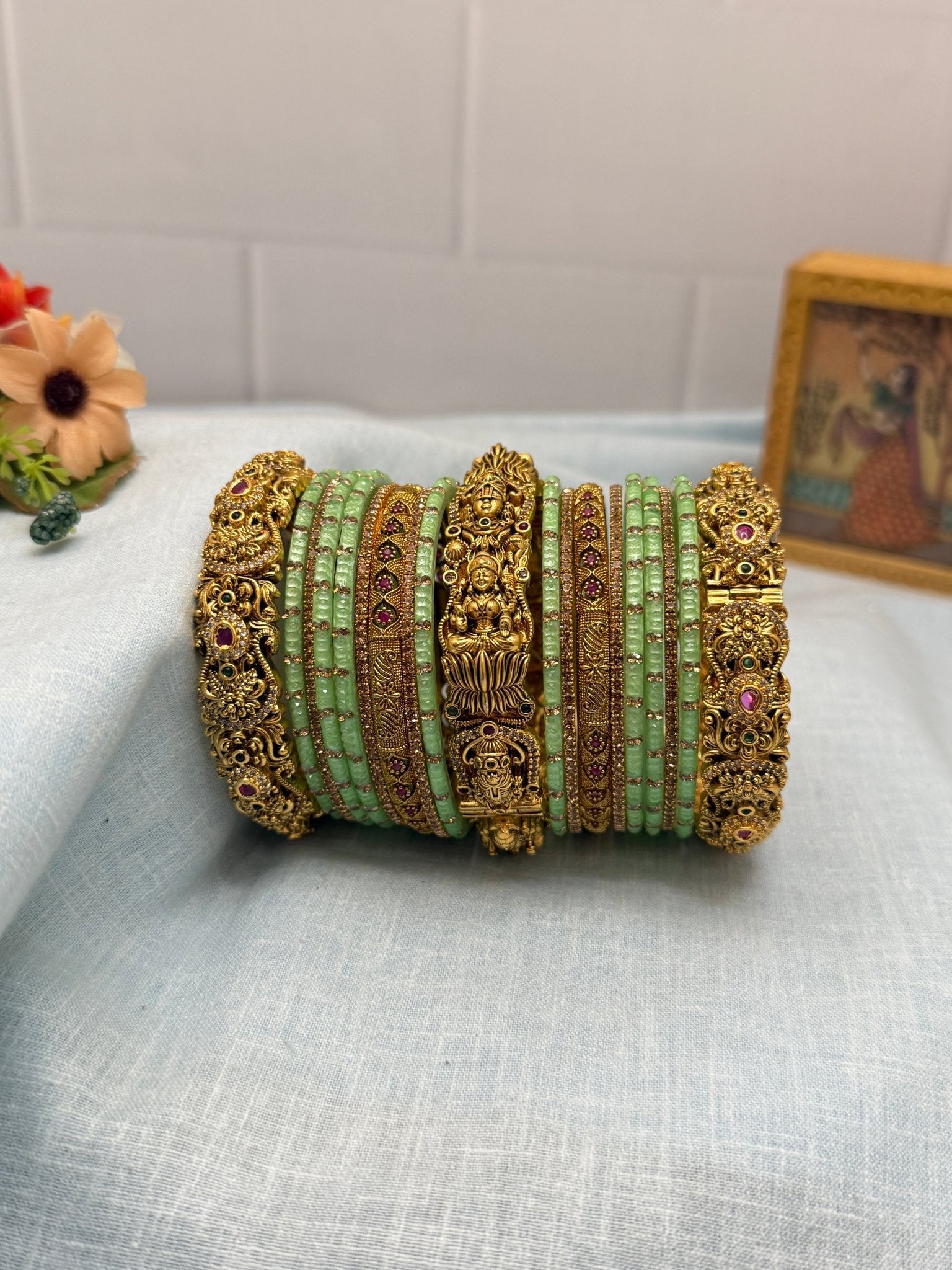 Luxurious Glass & Antique Bridal Bangle Set in 9 Color options - 5176 - Mahilas