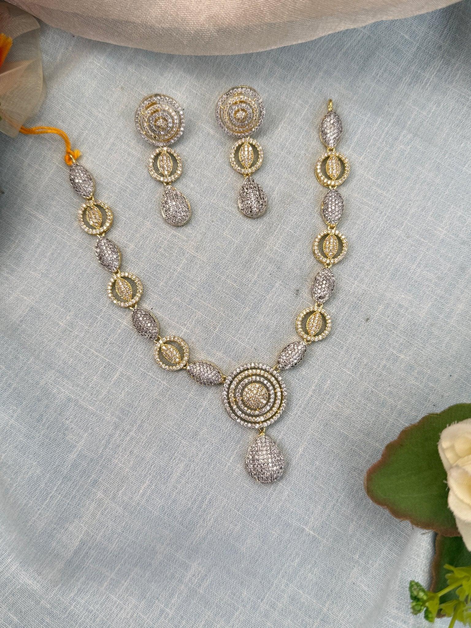 Luxurious Gold Stone Short Necklace Set 491 - Mahilas