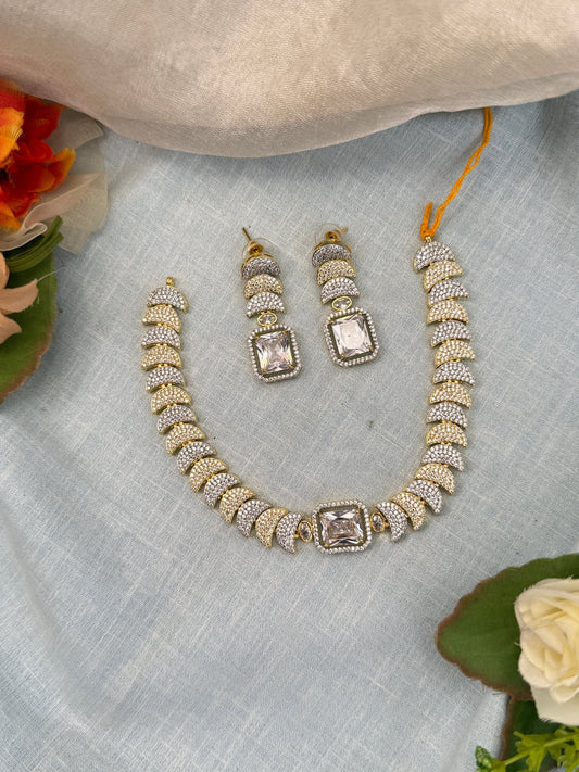 Luxurious Gold Stone Short Necklace Set 492 - Mahilas