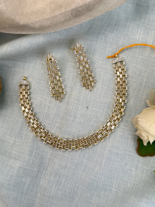 Luxurious Gold Stone Short Necklace Set 495 - Mahilas