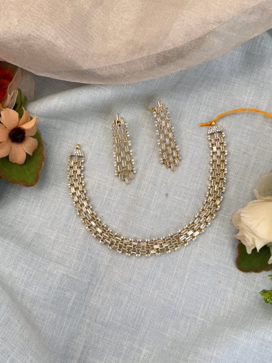 Luxurious Gold Stone Short Necklace Set 495 - Mahilas