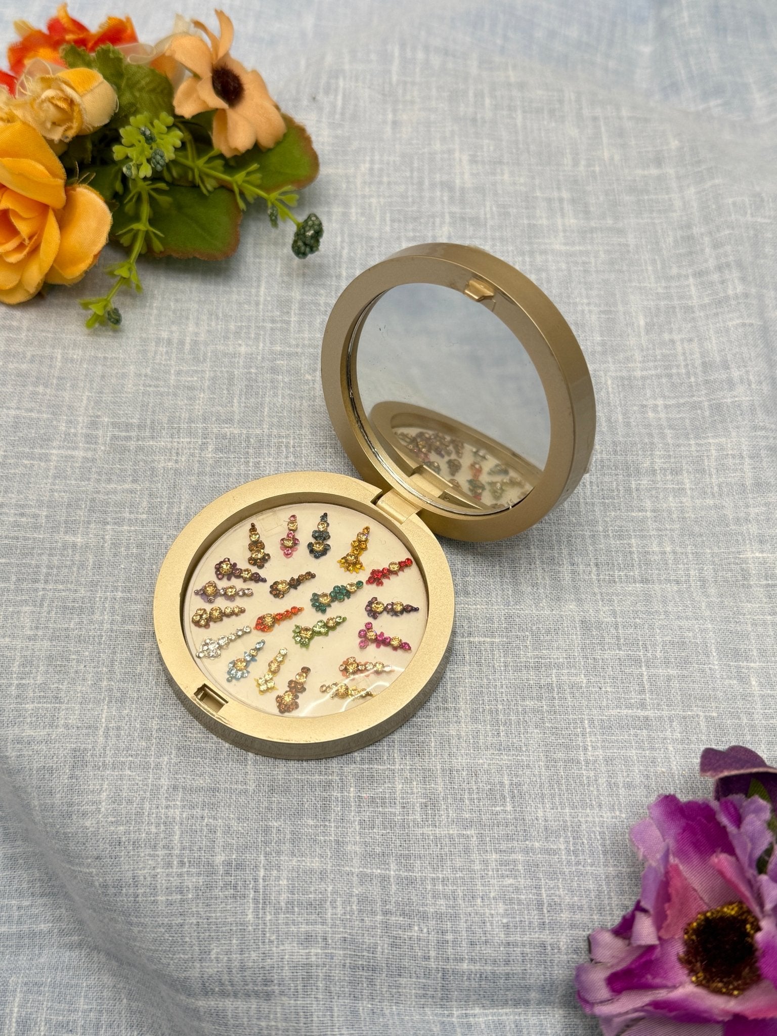 Luxurious Grand Bindi Box 132 - Mahilas