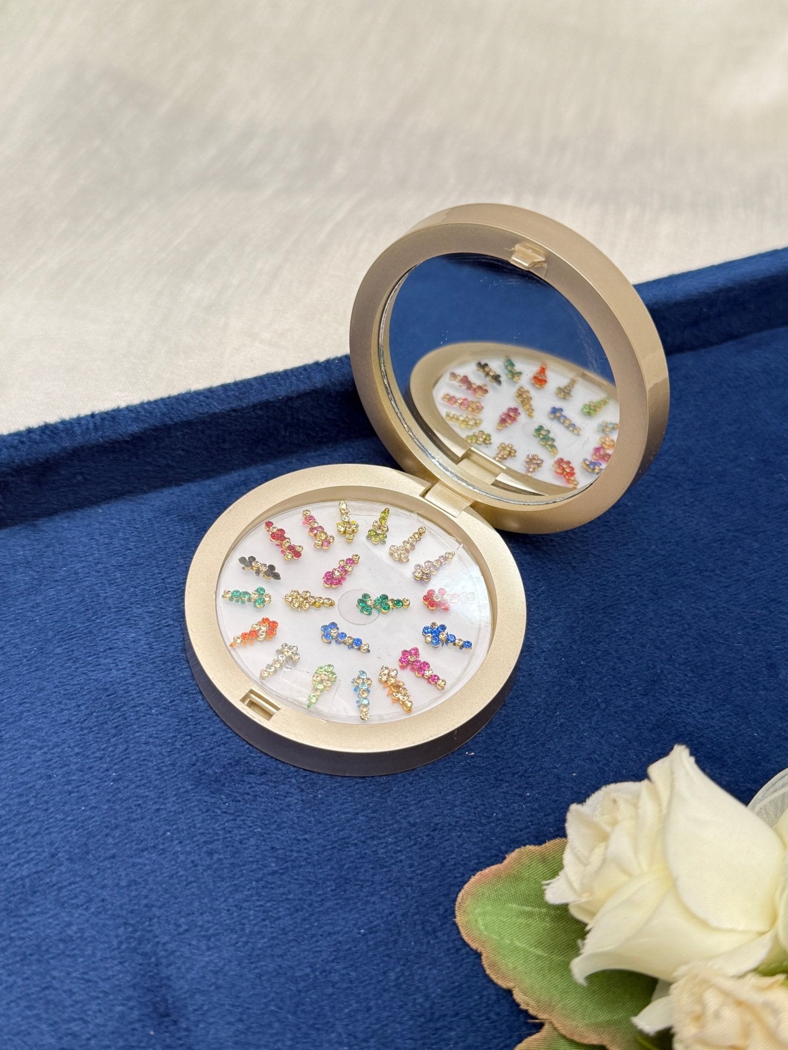 Luxurious Grand Bindi Box 208 - Mahilas