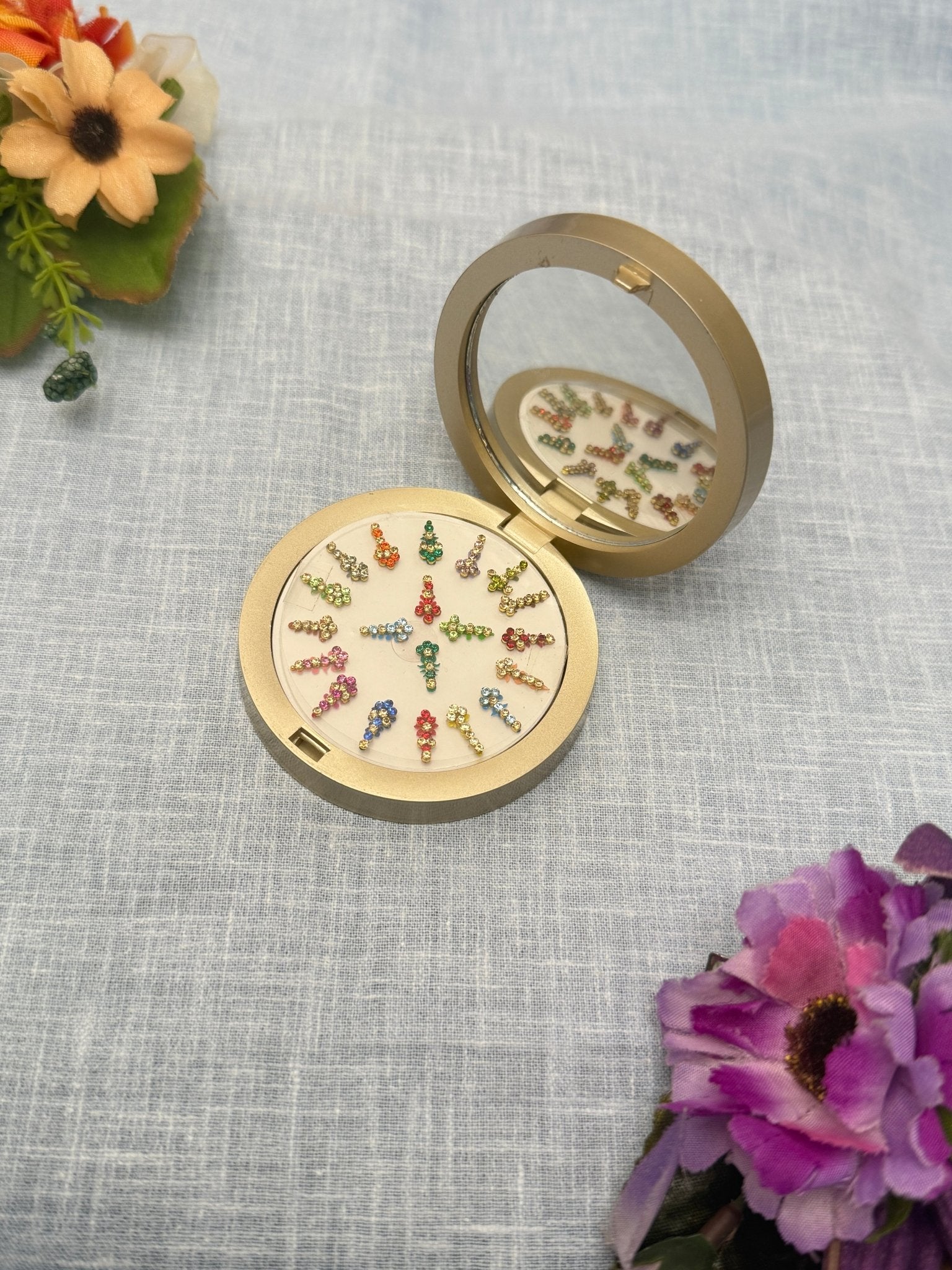 Luxurious Grand Bindi Box 210 - Mahilas