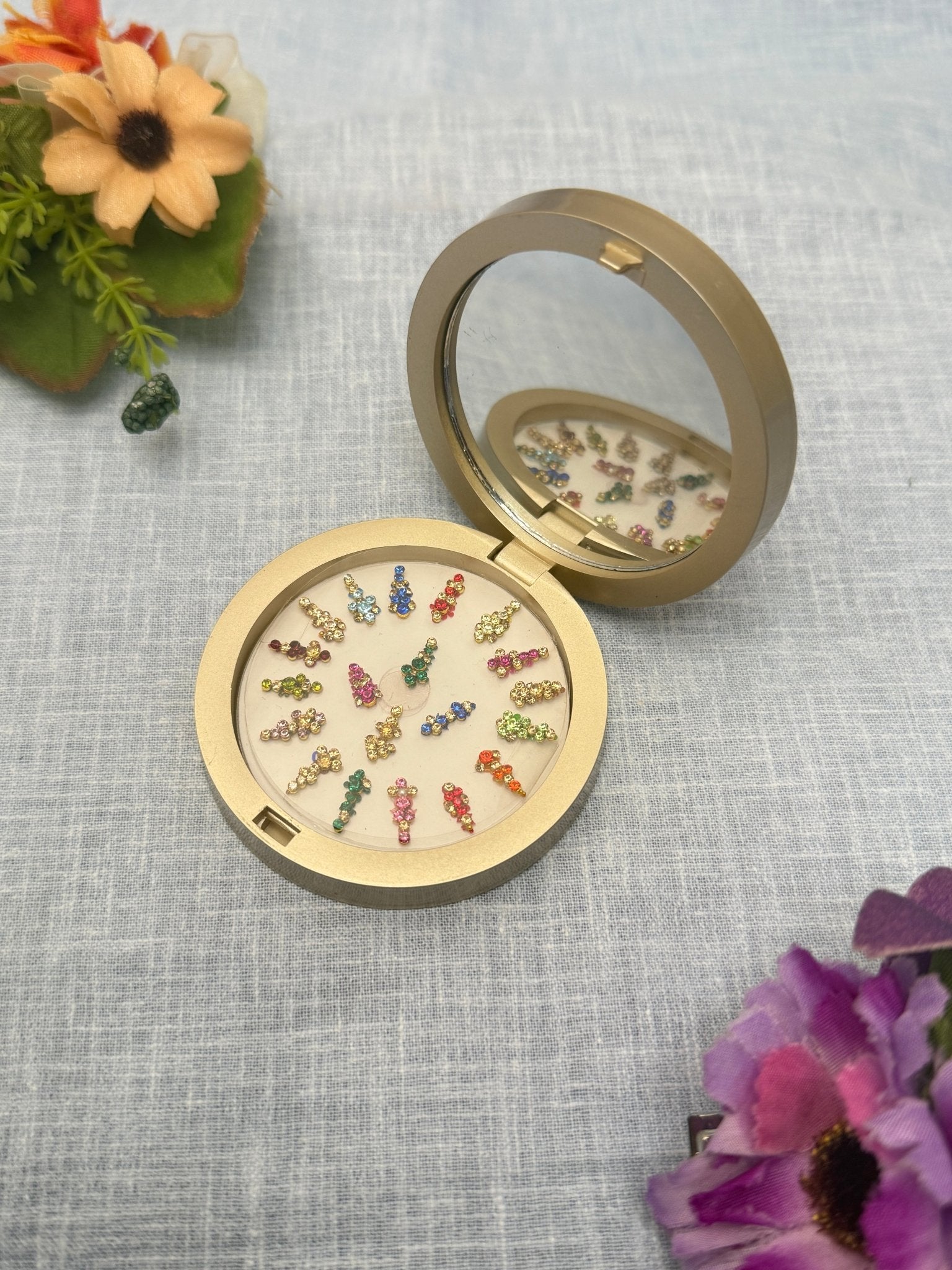 Luxurious Grand Bindi Box 220 - Mahilas