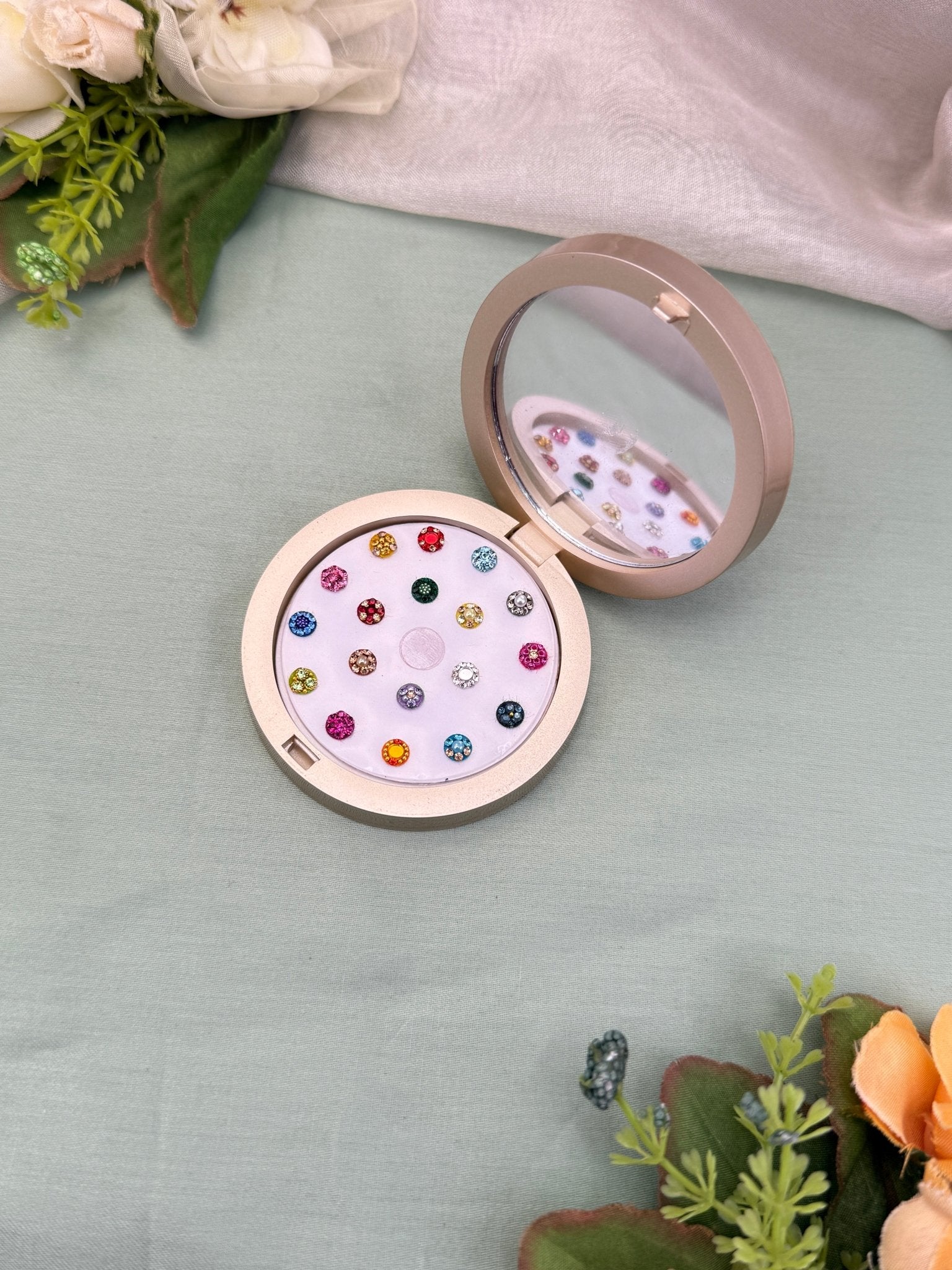 Luxurious Grand Bindi Box 449 - Mahilas
