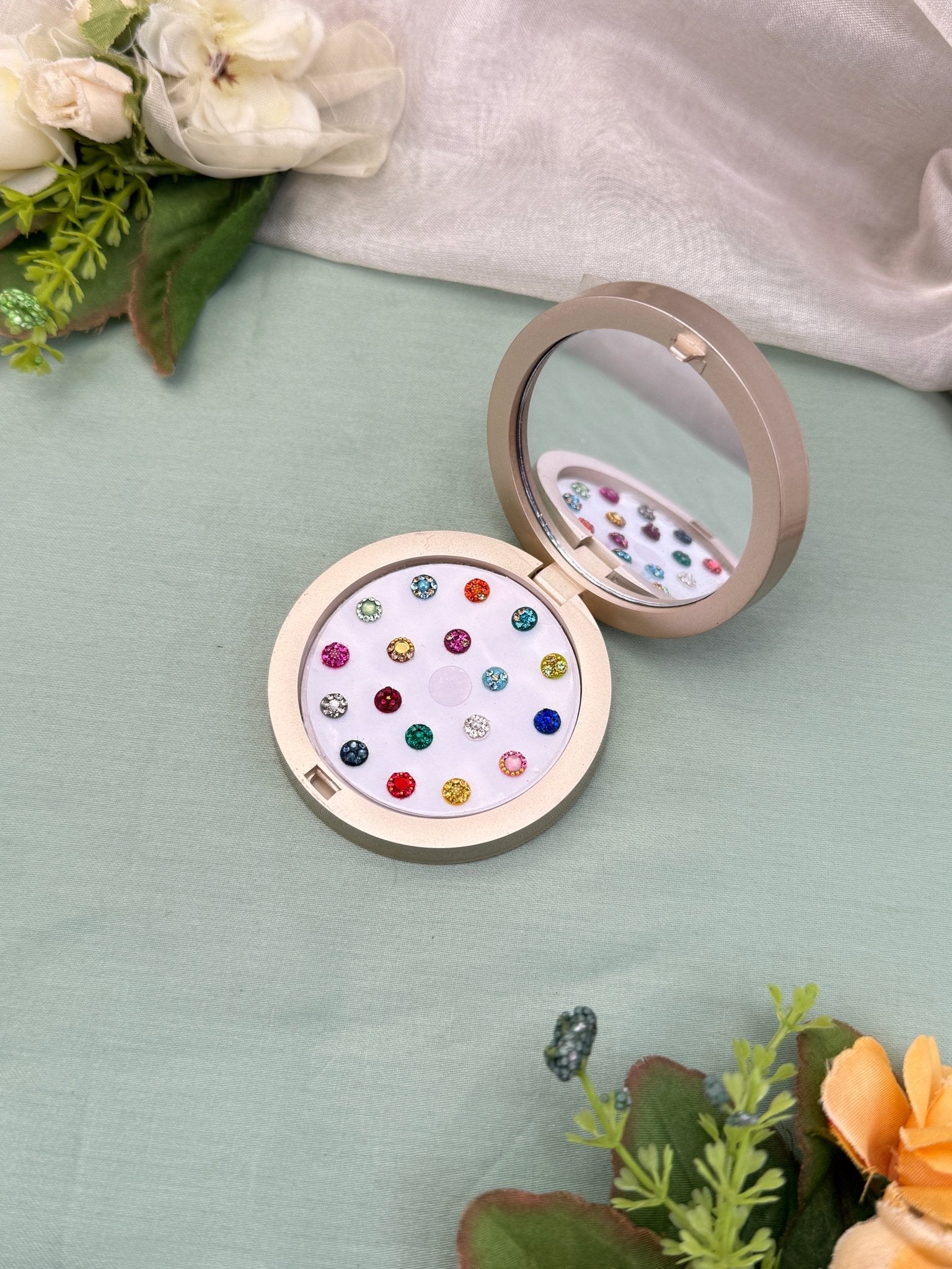 Luxurious Grand Bindi Box 455 - Mahilas