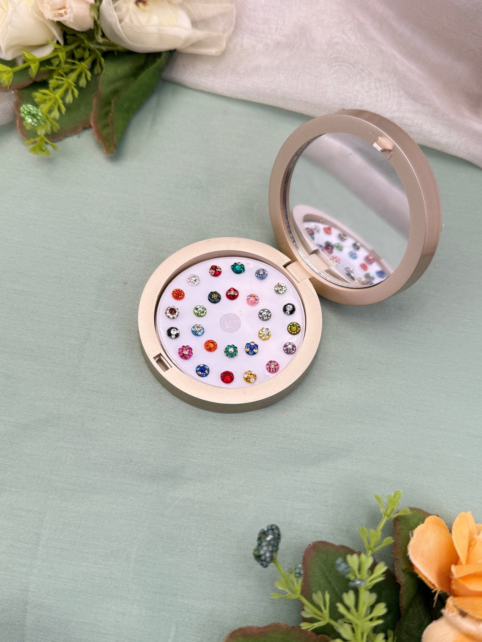Luxurious Grand Bindi Box 469 - Mahilas