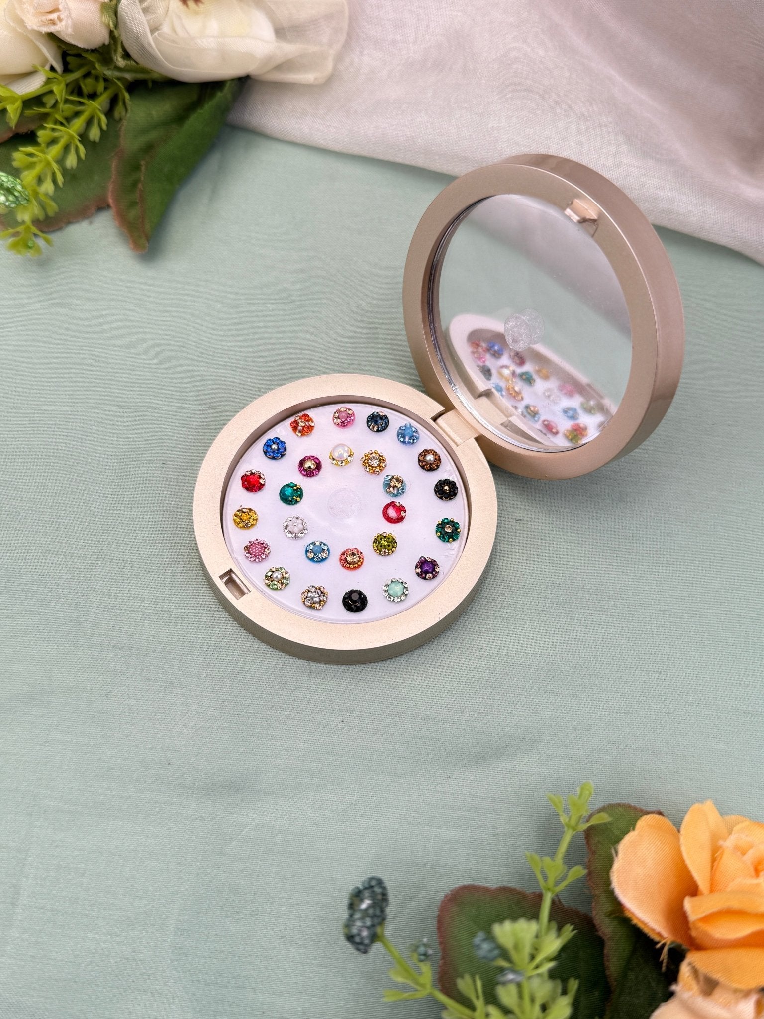 Luxurious Grand Bindi Box 472 - Mahilas