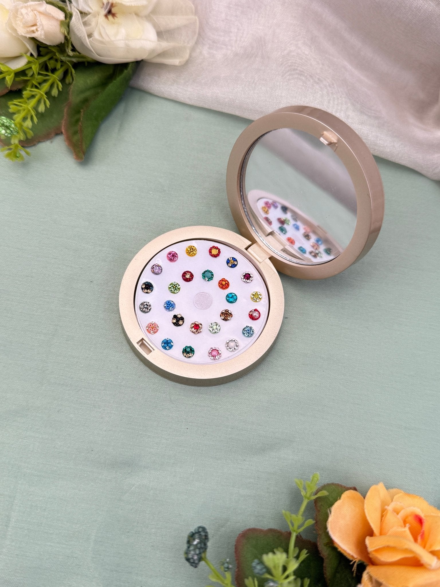 Luxurious Grand Bindi Box 474 - Mahilas