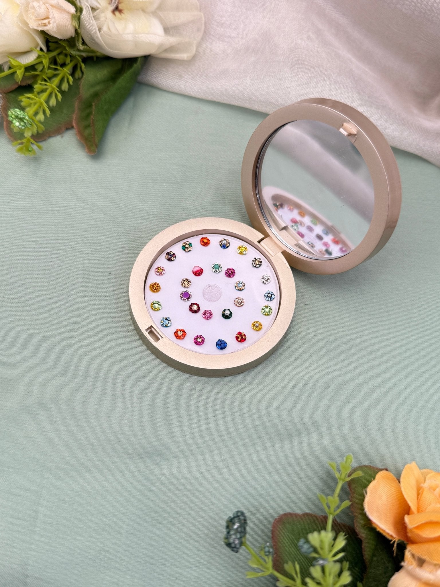 Luxurious Grand Bindi Box 479 - Mahilas